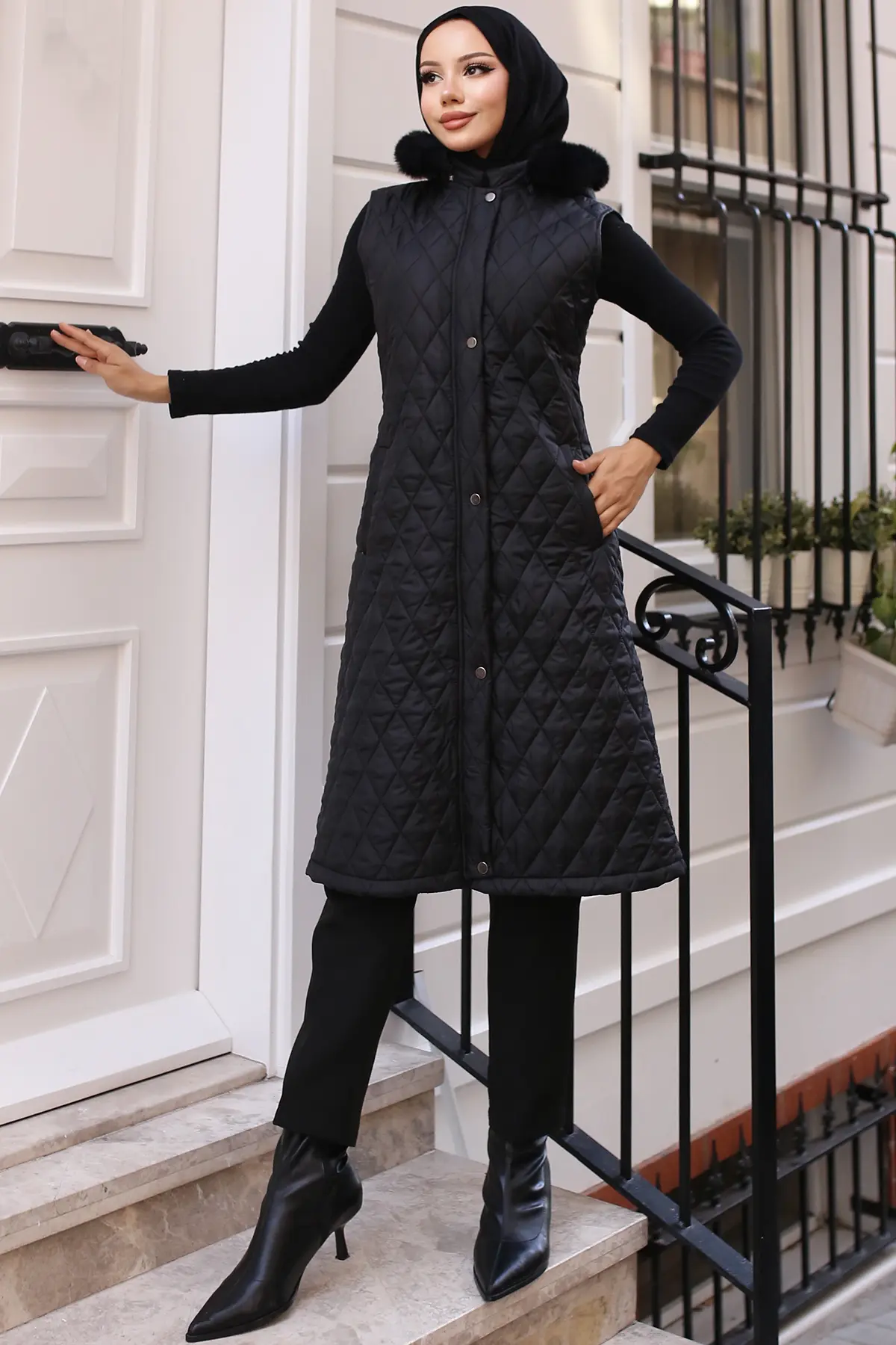 Diamond Patterned Inflatable Vest-detail