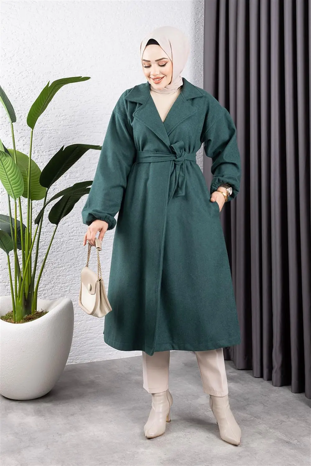 Double Breasted Collared Coat-detail