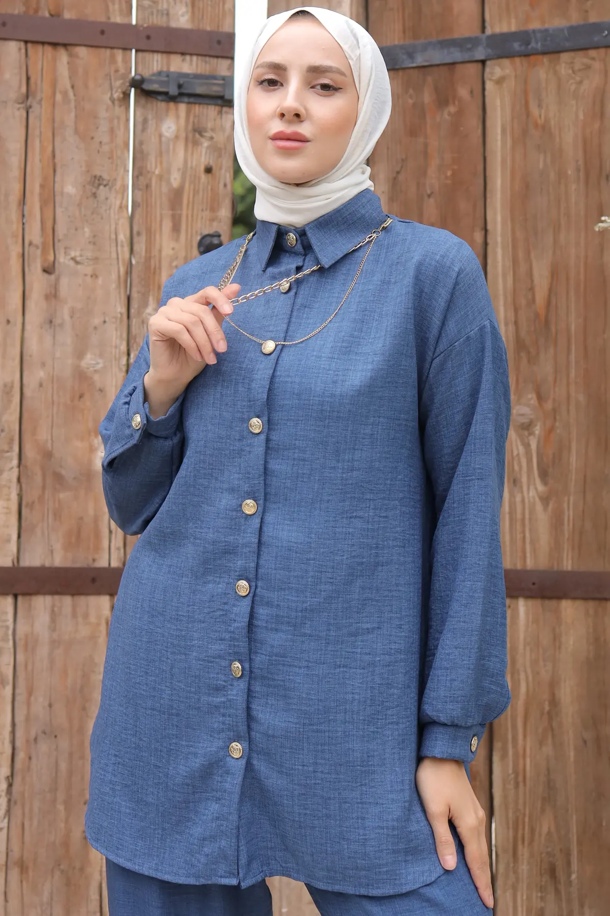 Double Suit With Button Detail And Accessories-detail
