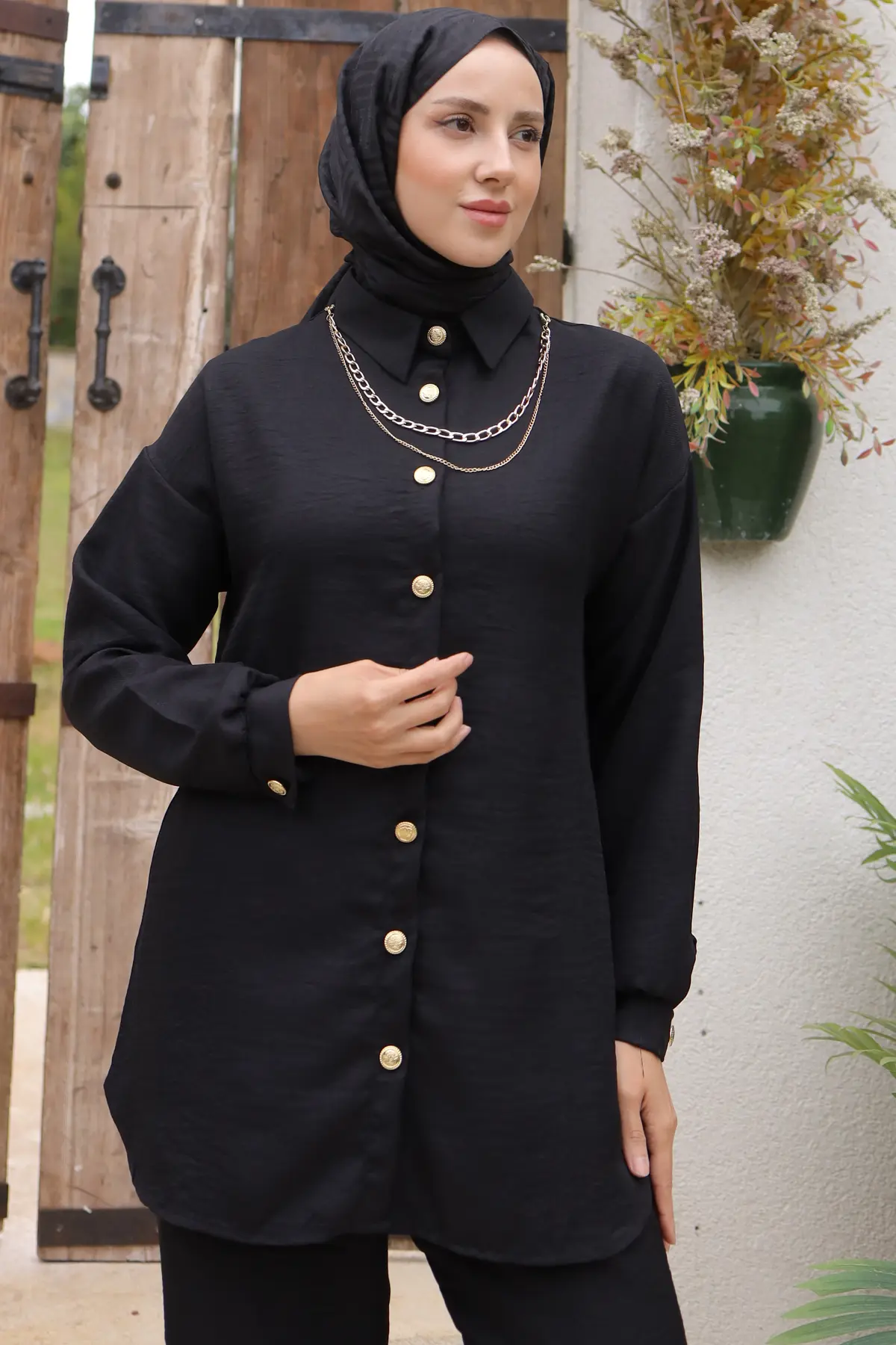 Double Suit With Button Detail And Accessories-detail