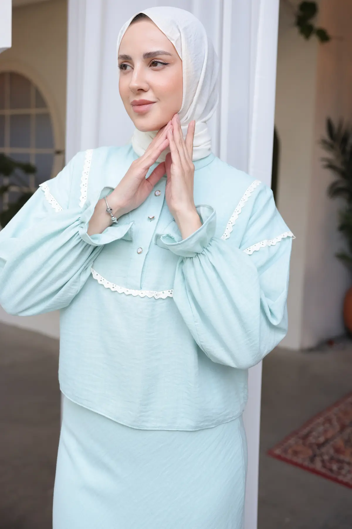 Double Suit With Knitted Collar-detail