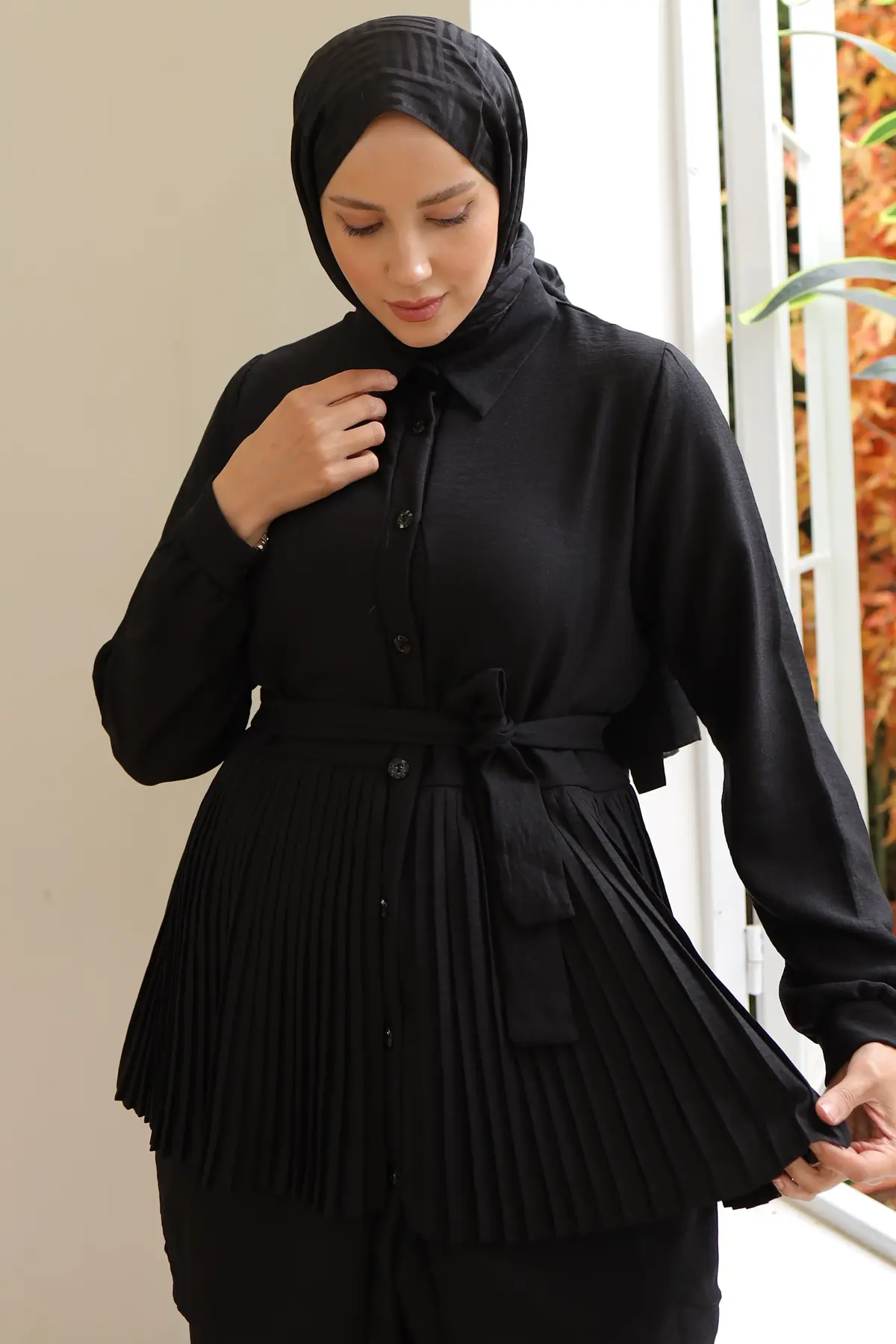 Double Suit With Pleat Detail-detail