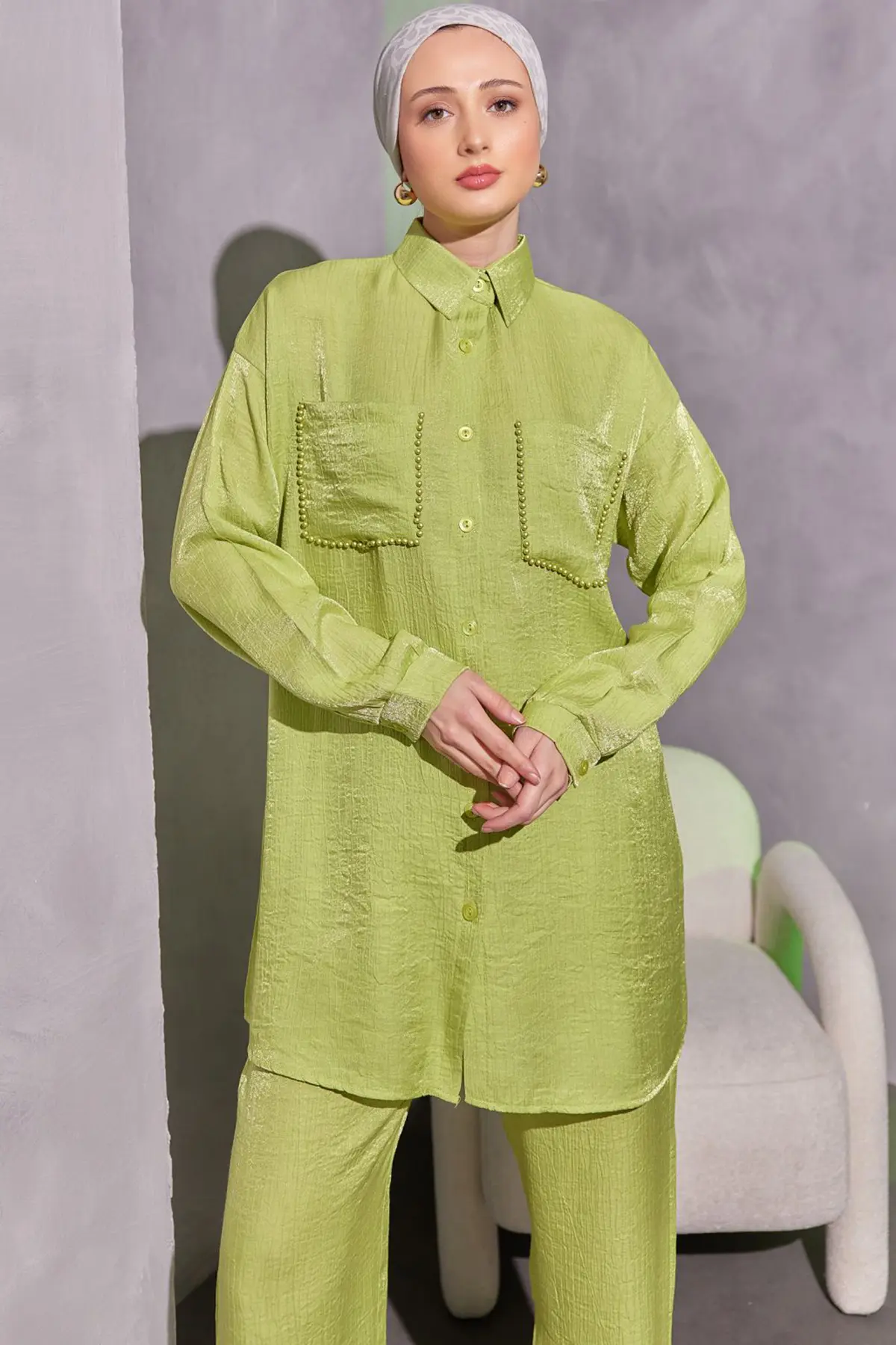 Double Suit With Pockets And Bead Detail-detail