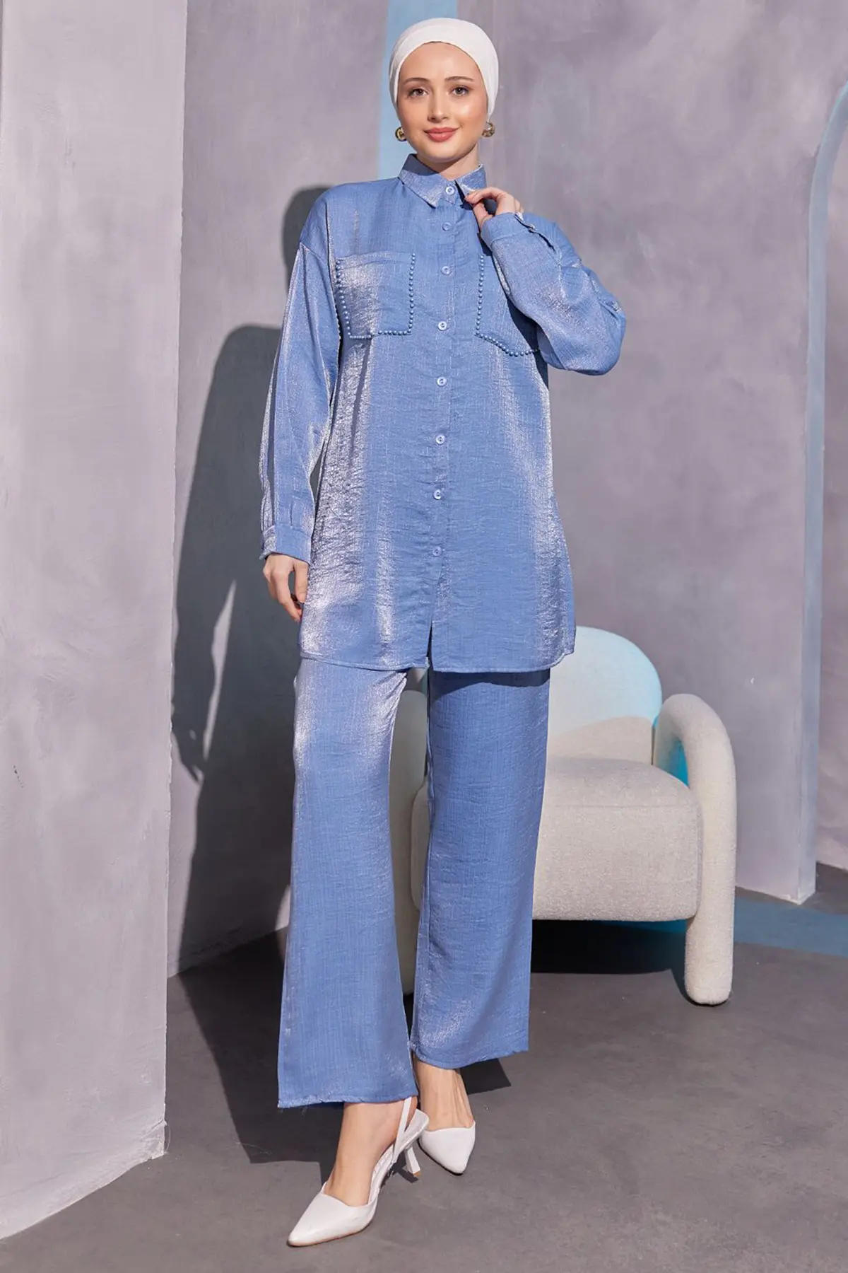 Double Suit With Pockets And Bead Detail-detail