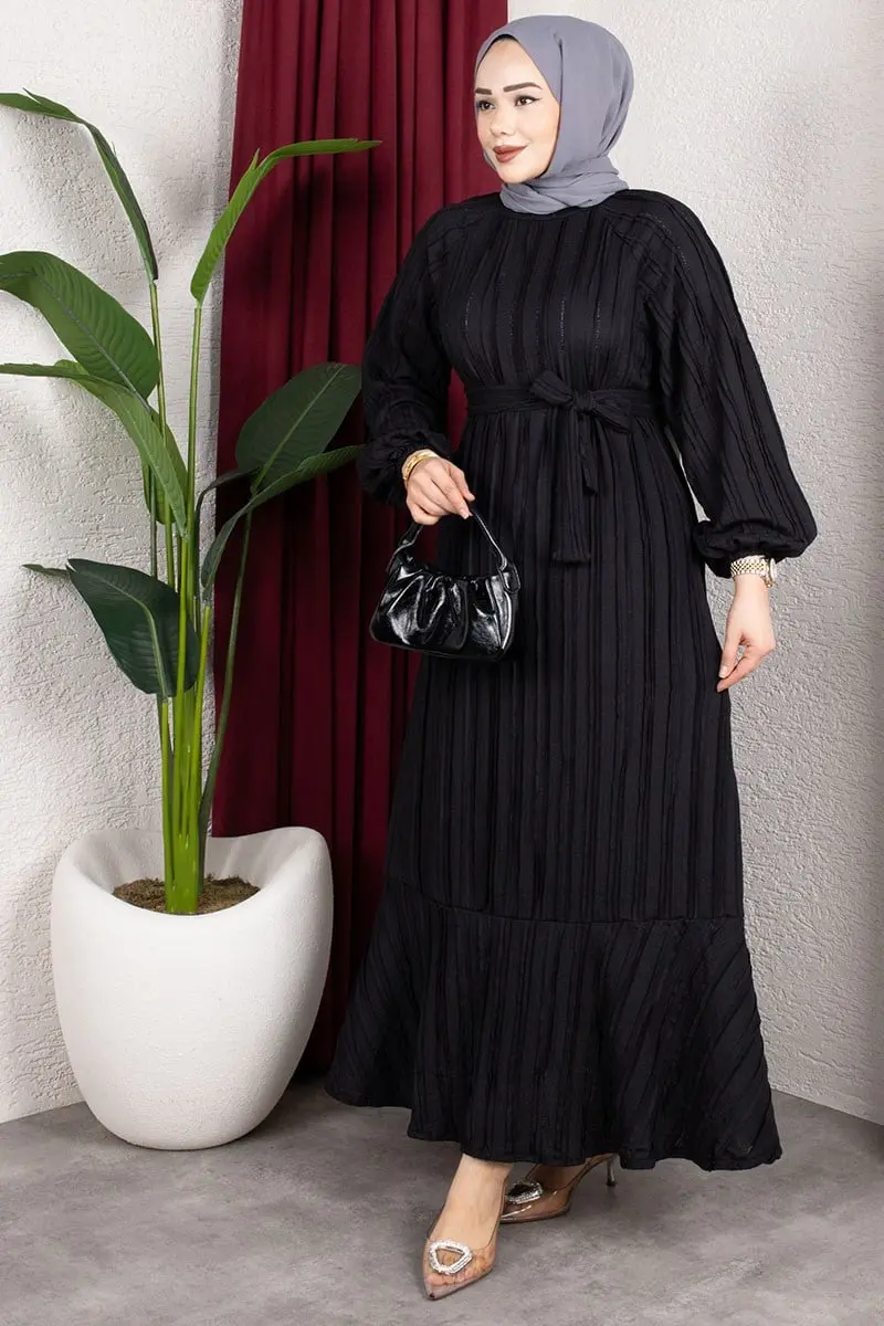 Dress With Ruffled Skirt And Belt-detail