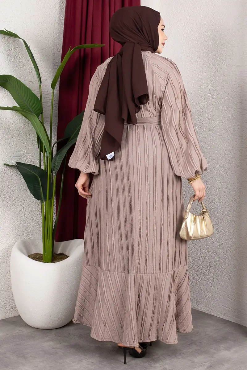 Dress With Ruffled Skirt And Belt-detail