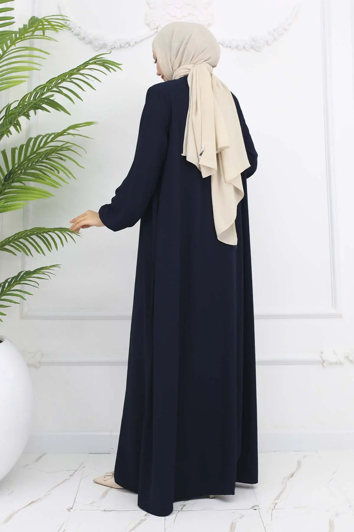 Elastic Sleeves Hidden Zipper Abaya-detail