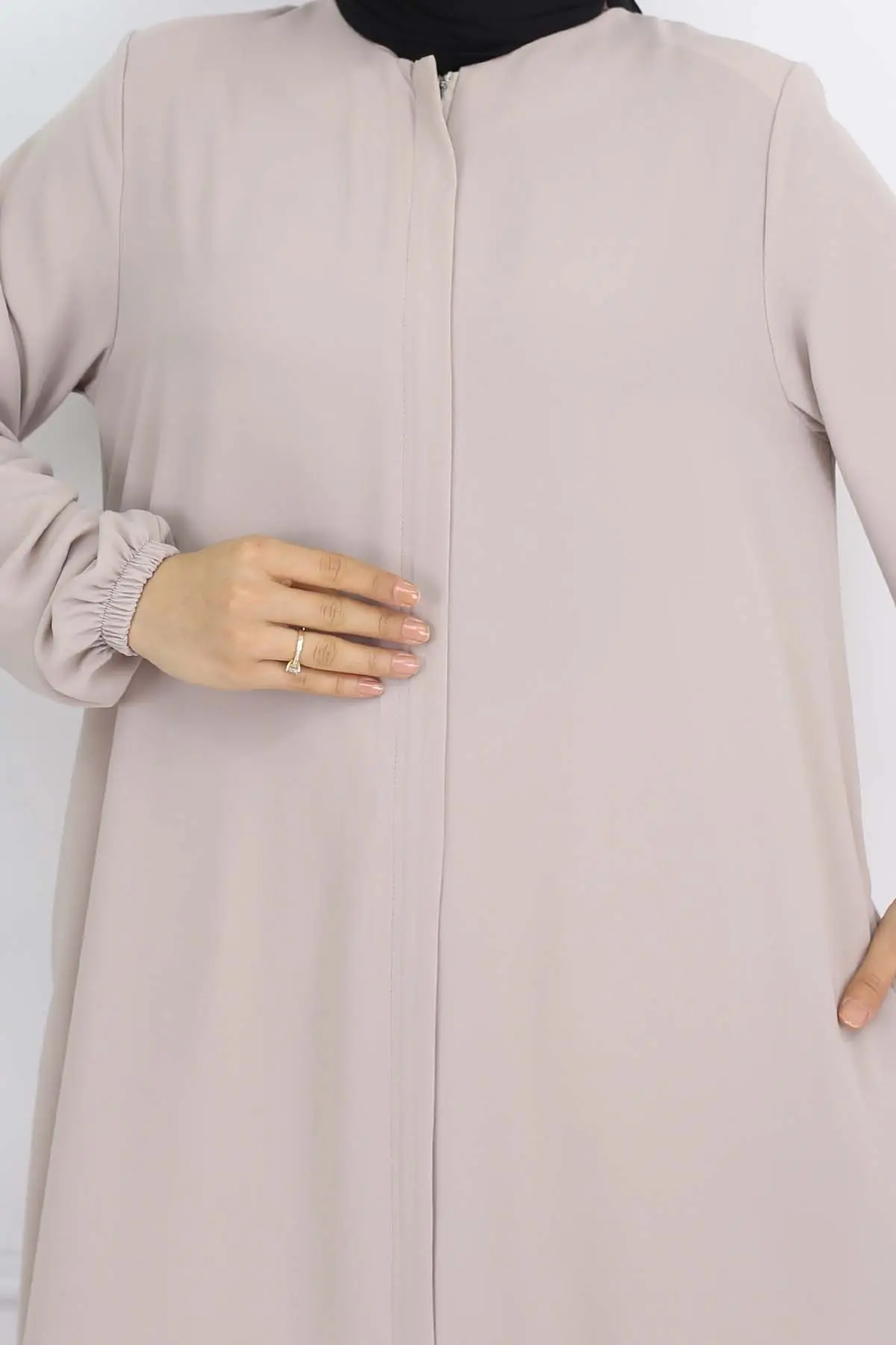 Elastic Sleeves Hidden Zipper Abaya-detail