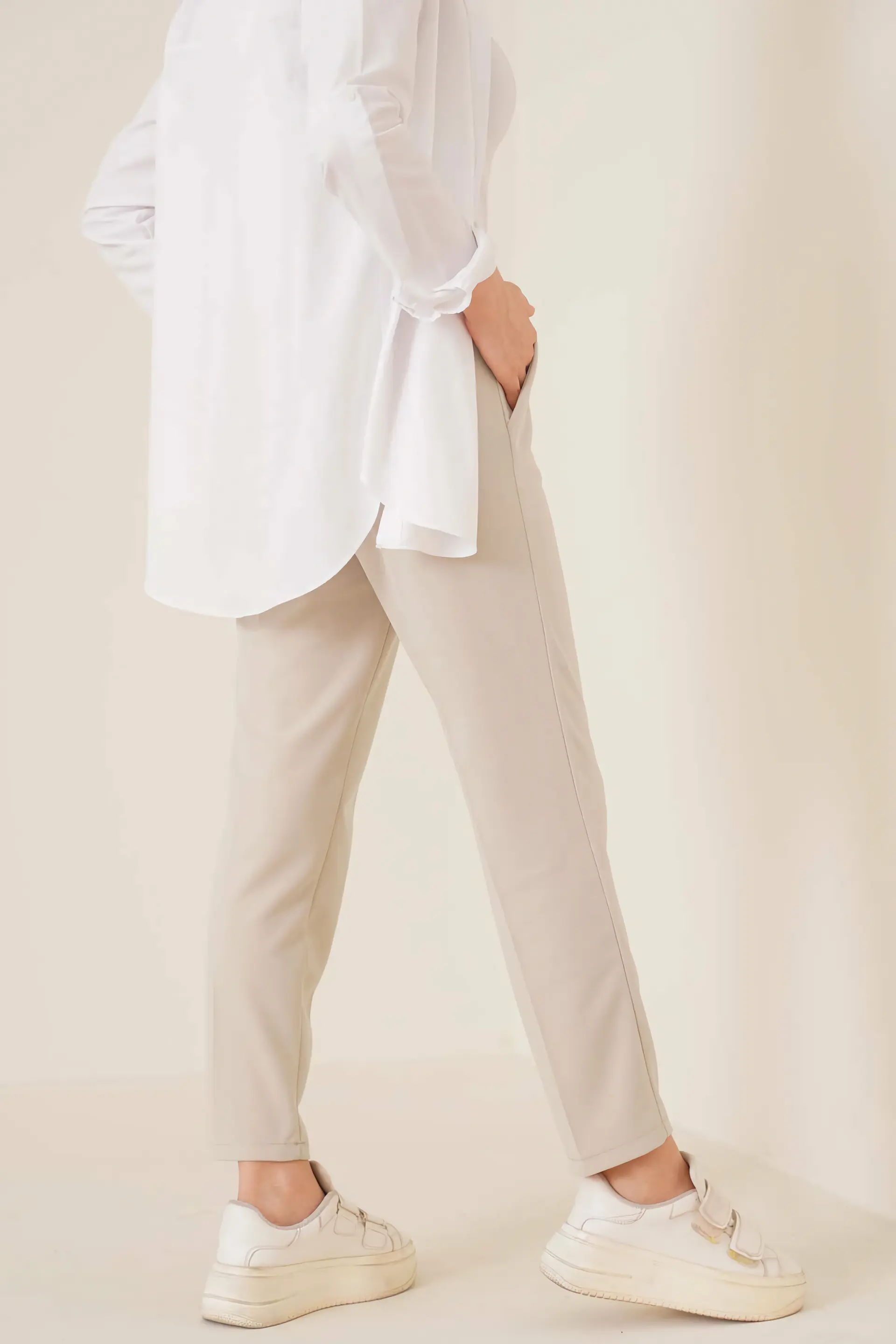 Elastic Waist Ankle Trousers With Rope Detail-detail