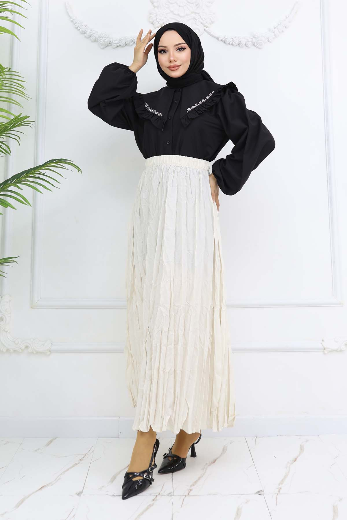 Elastic Waist Crinkle Skirt