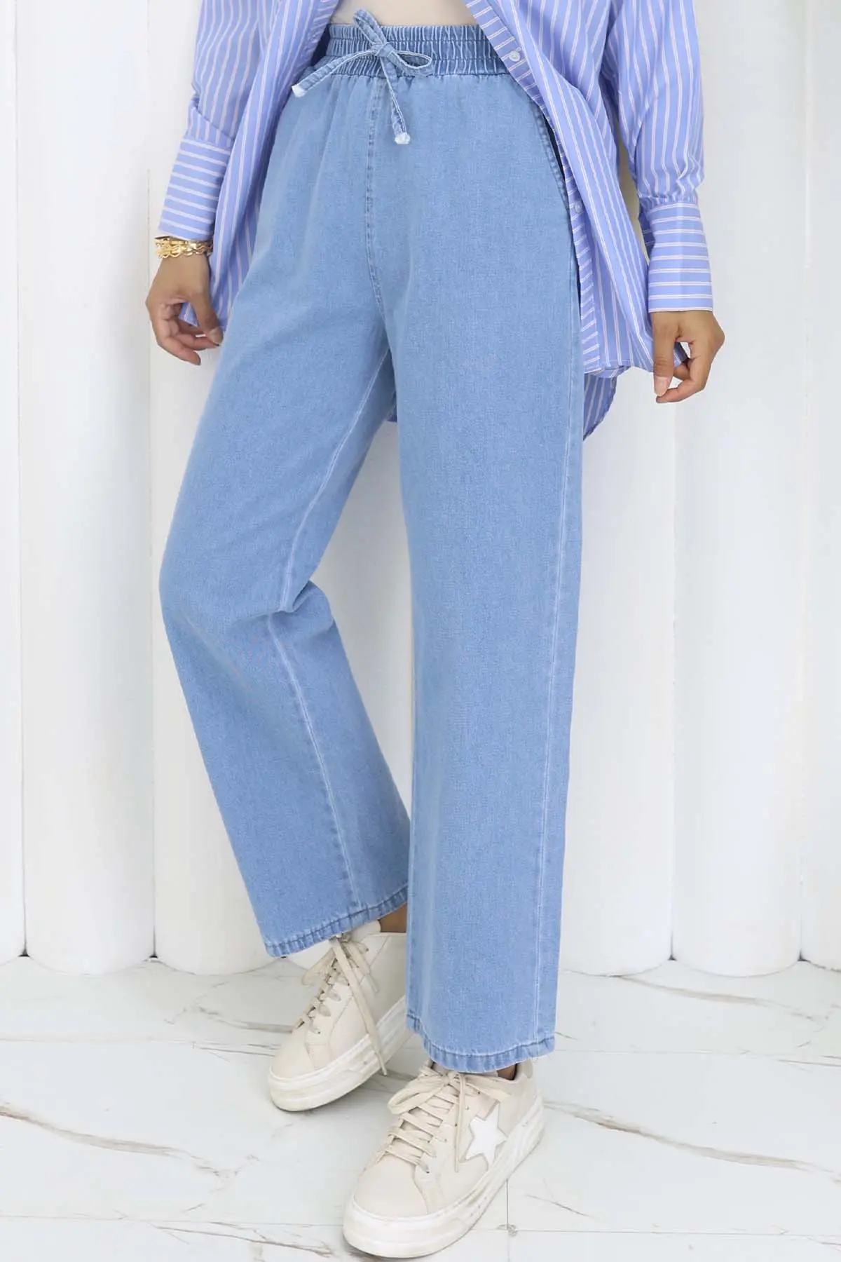 Elastic Waist Jeans
