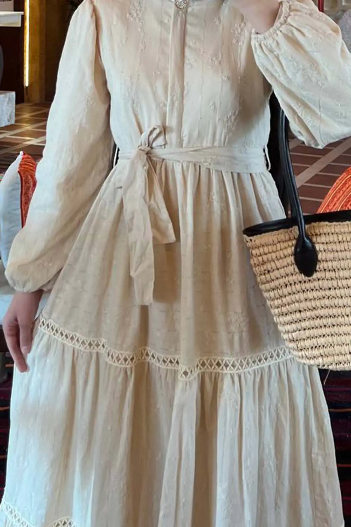 Embossed Patterned Hijab Dress-detail