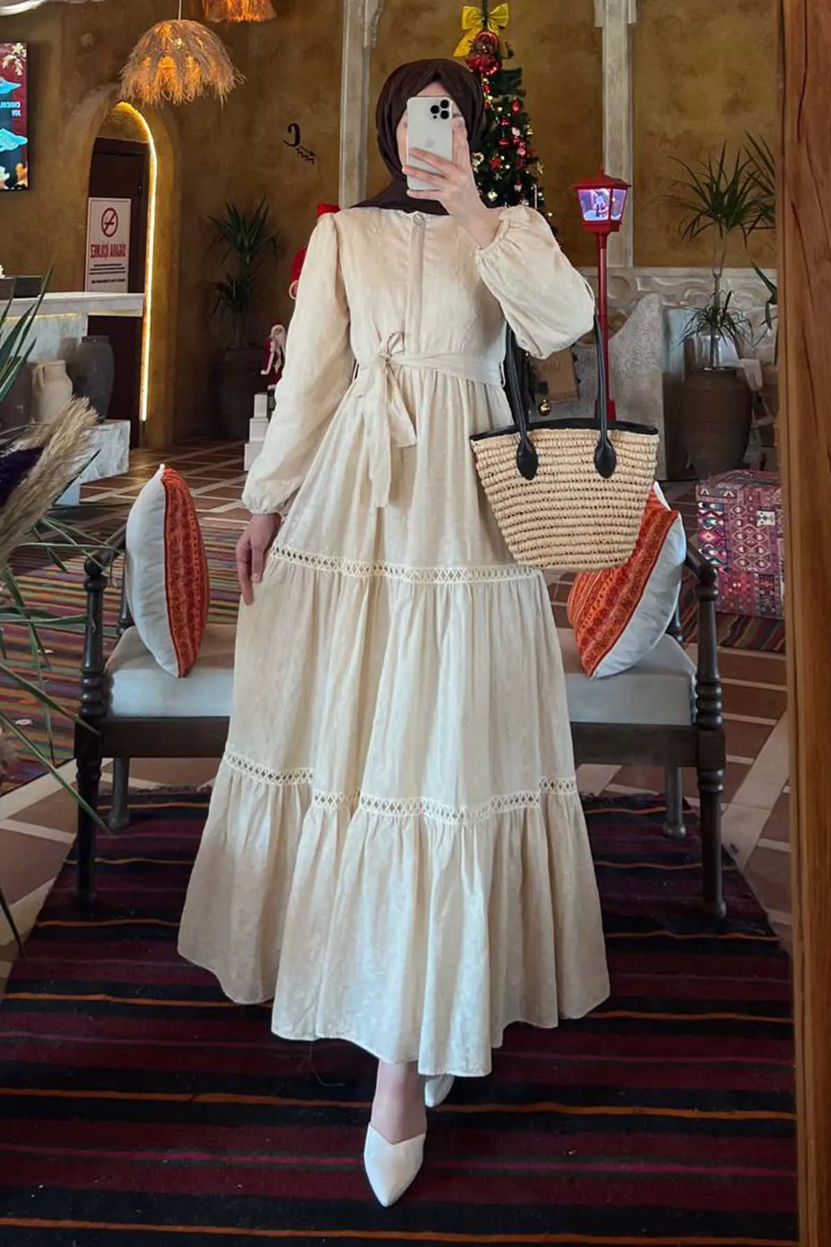 Embossed Patterned Hijab Dress-detail