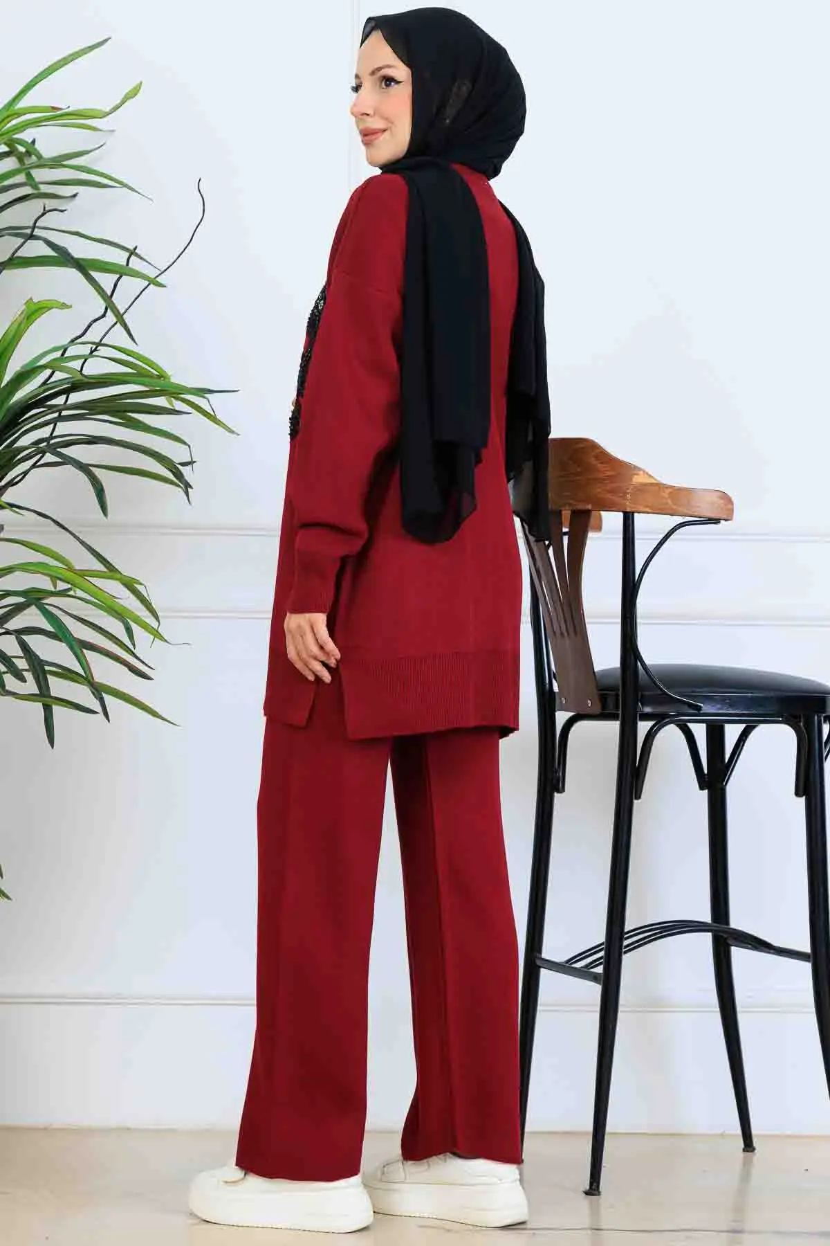 Embroidered Detail Knitwear Set-detail