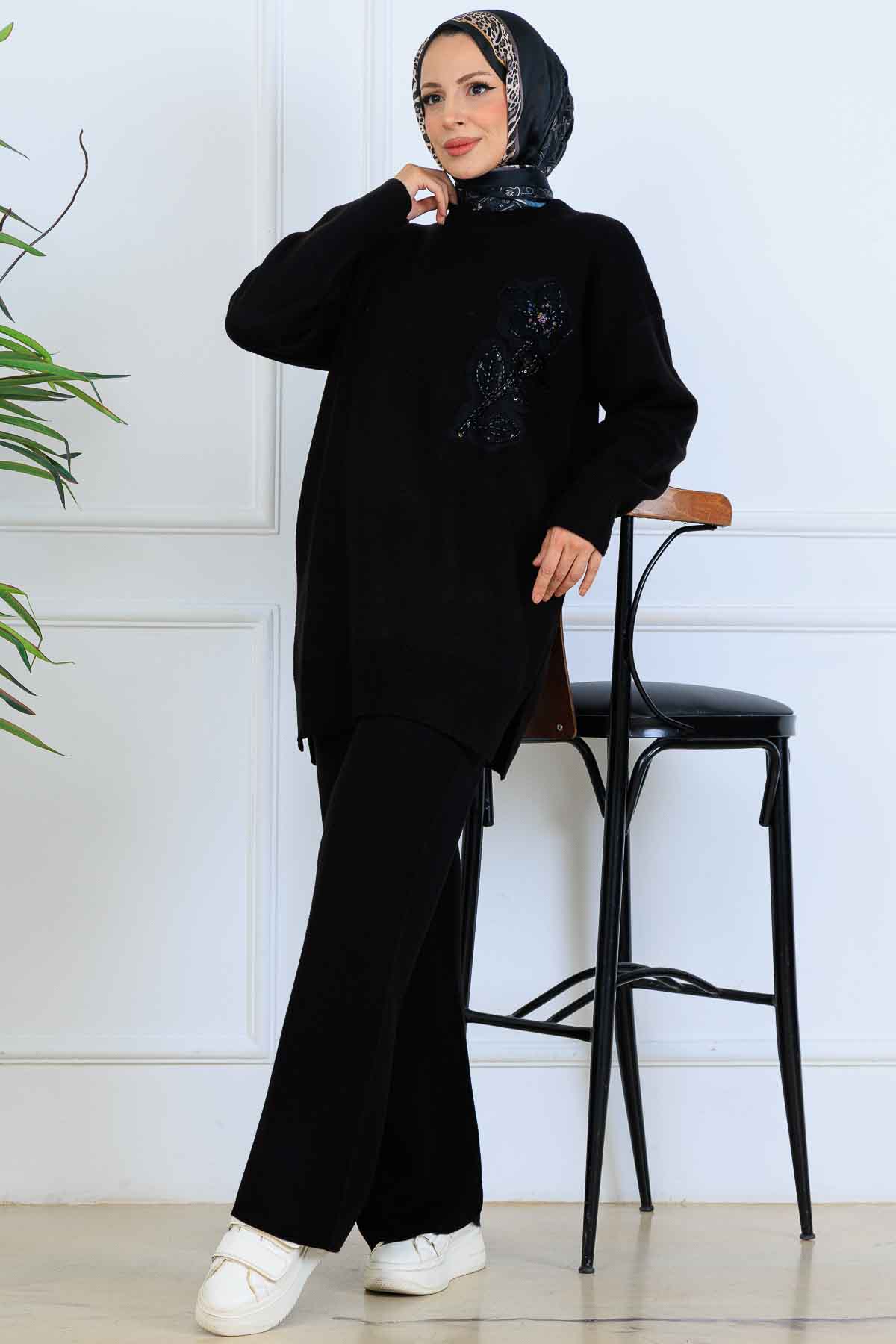 Embroidered Detail Knitwear Set