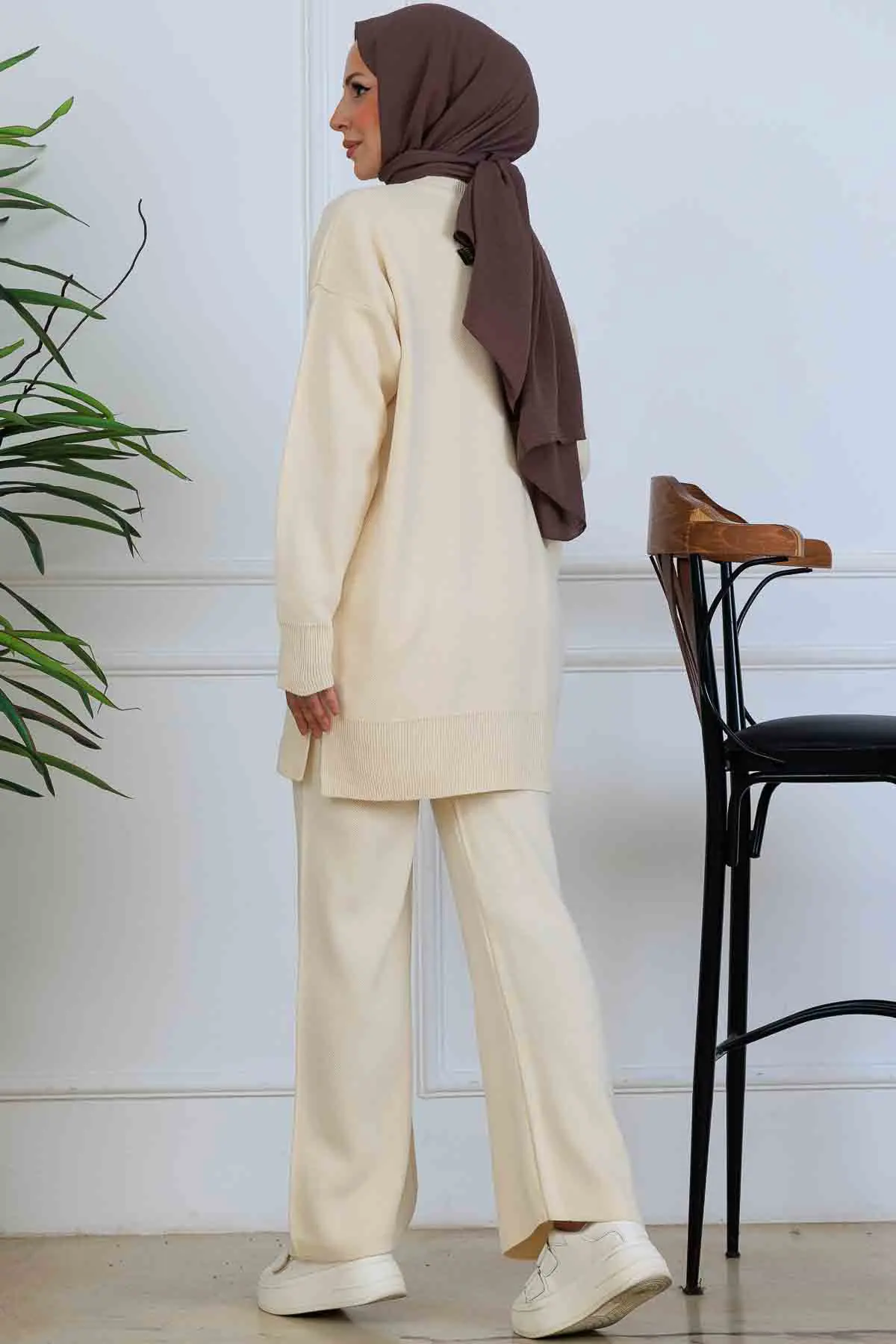 Embroidered Detail Knitwear Set-detail