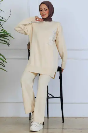 Embroidered Detail Knitwear Set