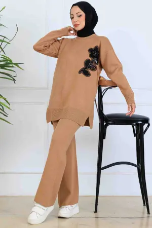 Embroidered Detail Knitwear Set