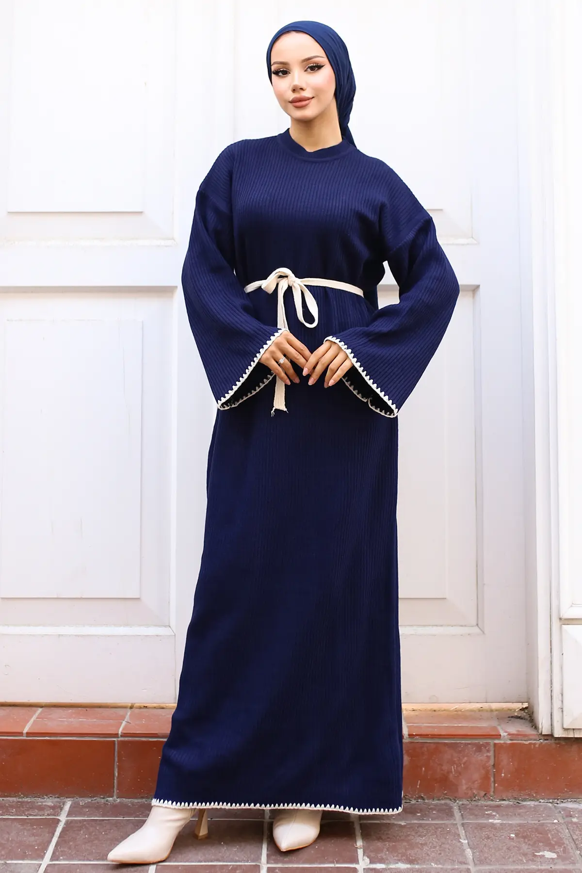 Embroidered Detailed Knit Dress Oil Green