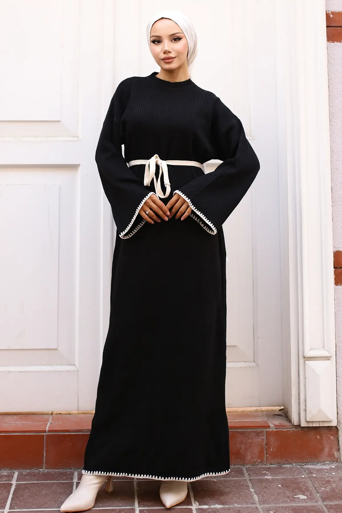 Embroidered Detailed Knit Dress Oil Green