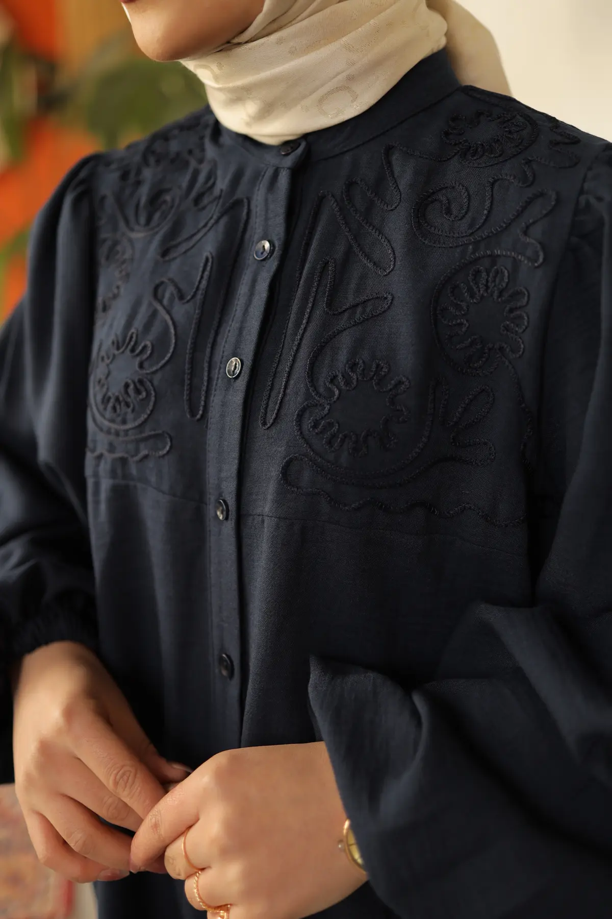 Embroidery Detailed Shirt-detail
