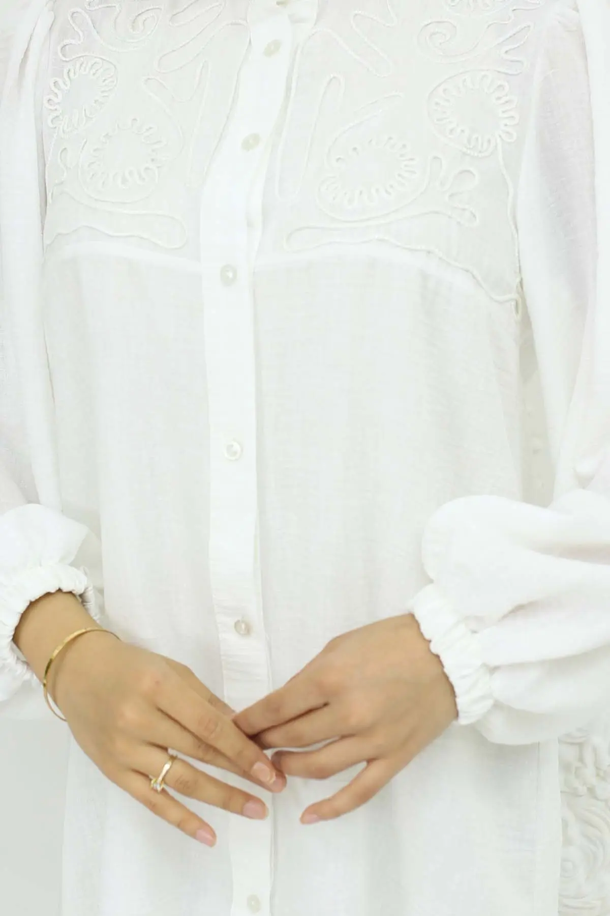 Embroidery Detailed Shirt-detail