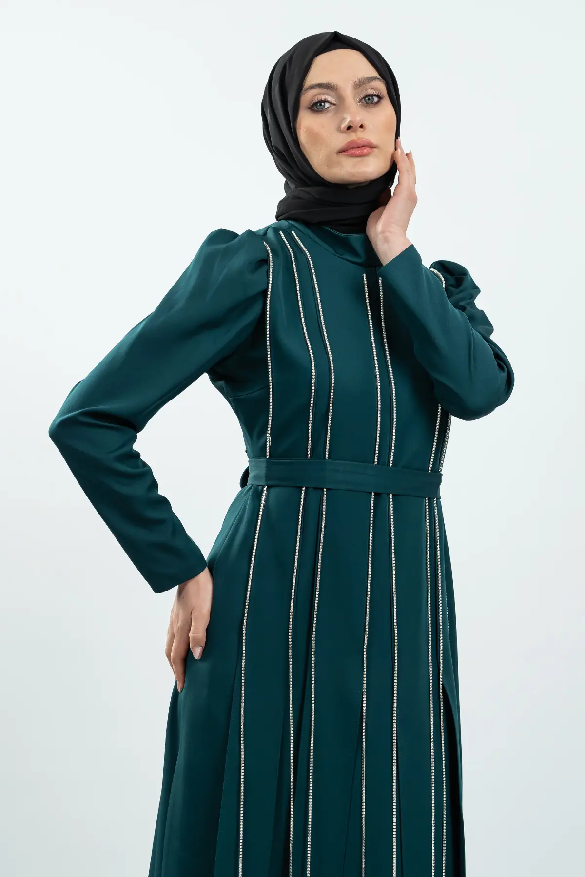 Emerald Green Stone Detailed Evening Dress-detail