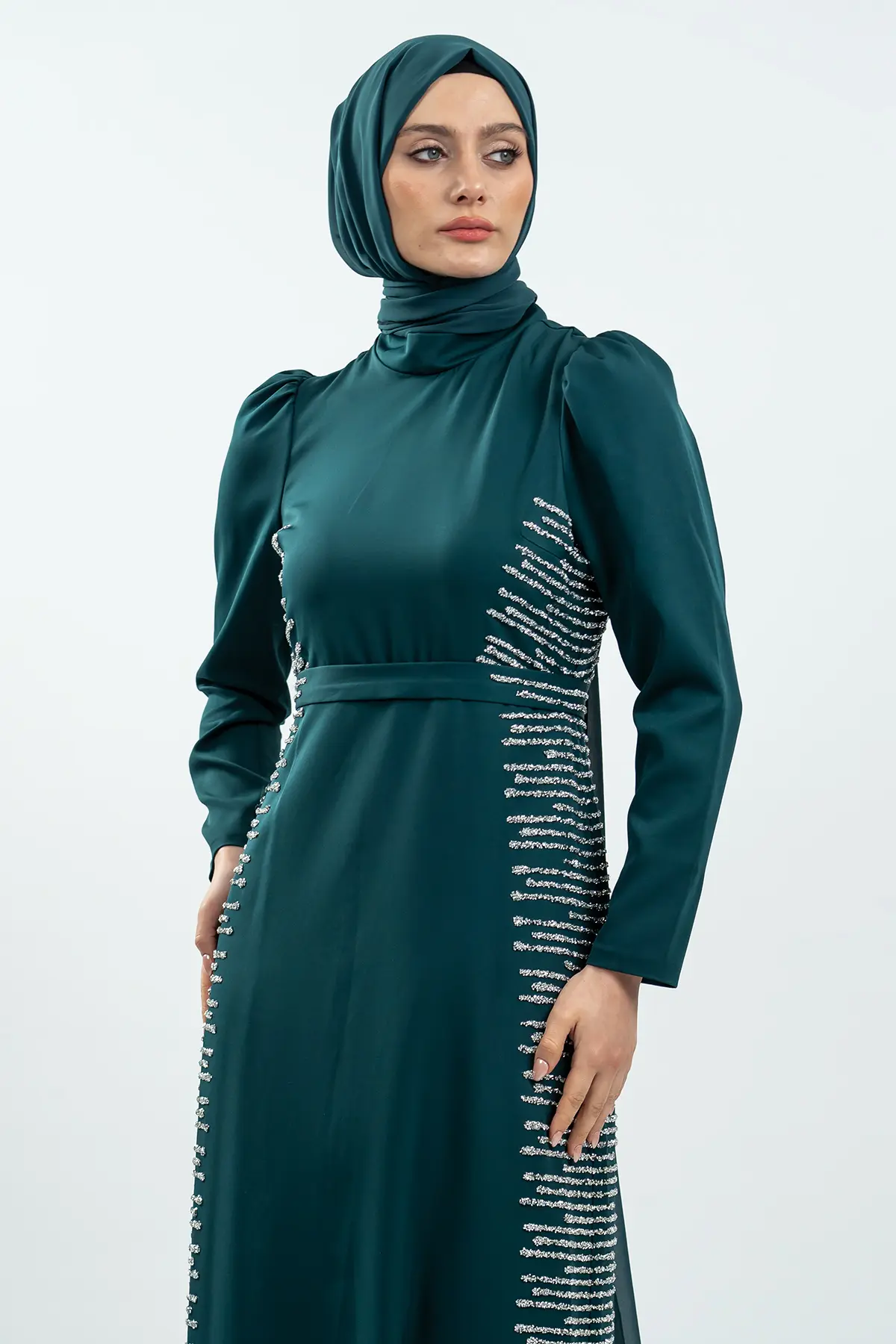 Emerald Green Stone Detailed Evening Dress-detail