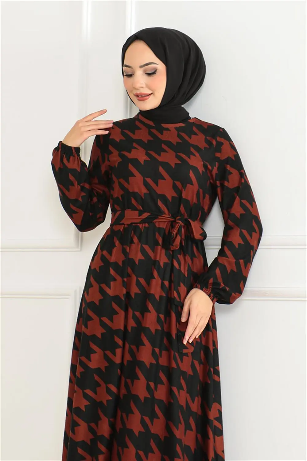 Flared Skirt Patterned Dress-detail