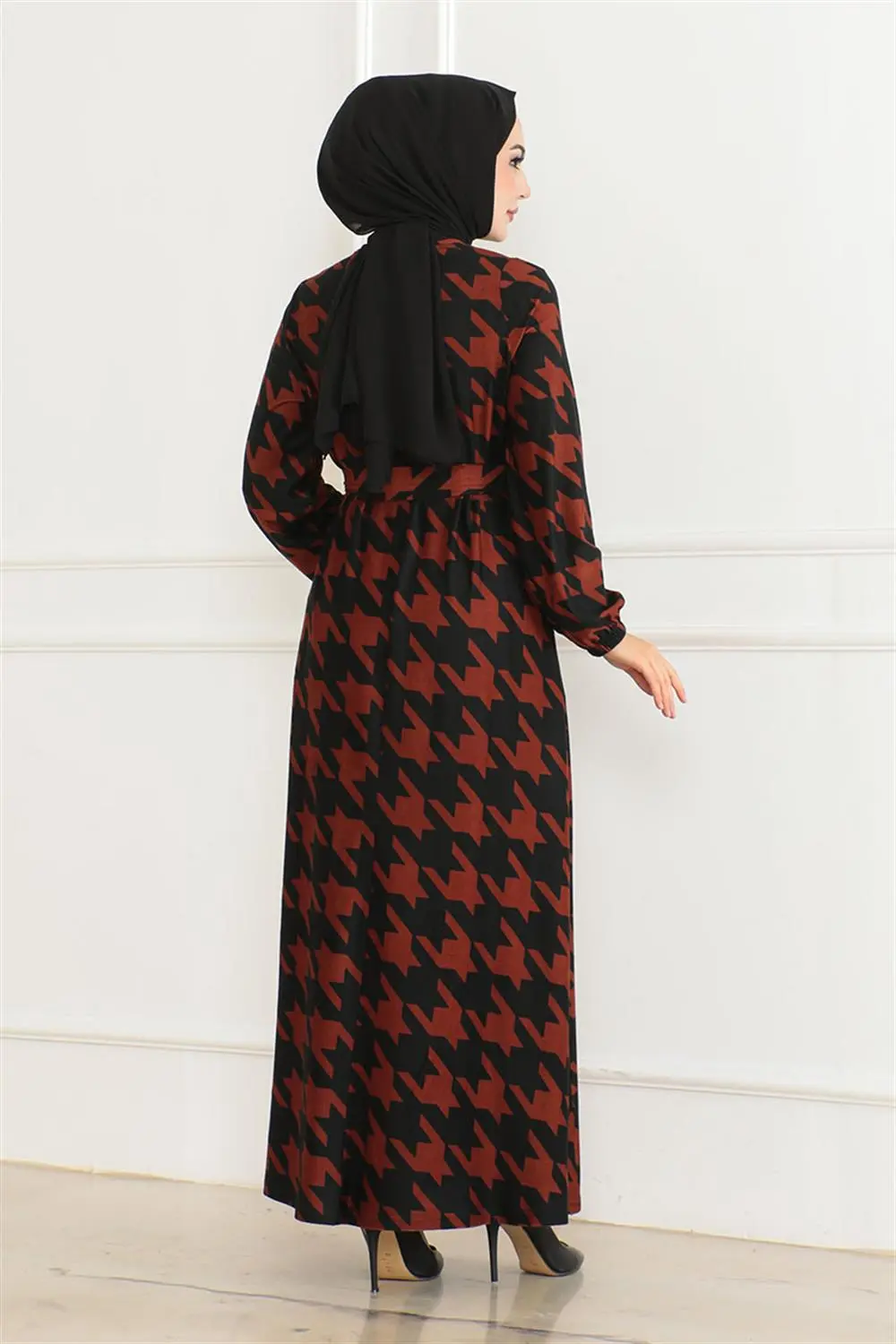 Flared Skirt Patterned Dress-detail