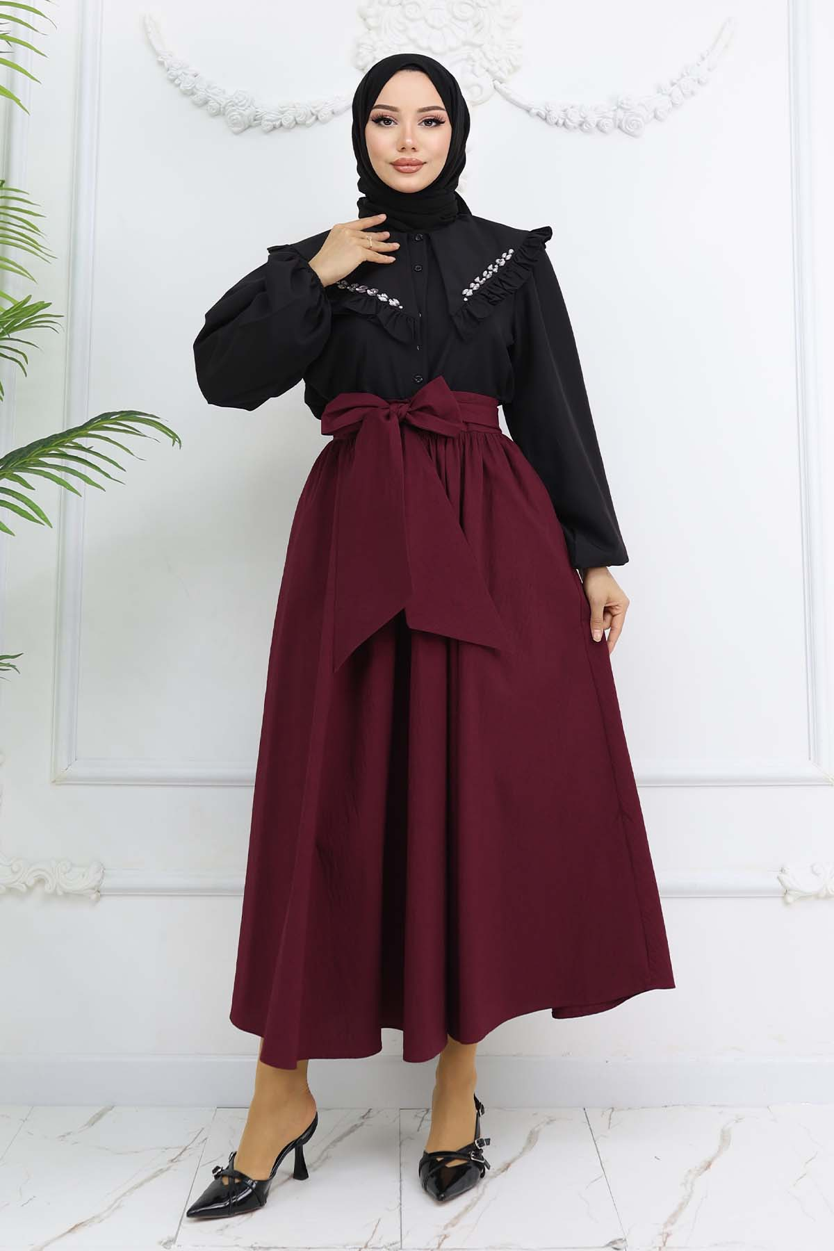 Flared Skirt With Bow Detail
