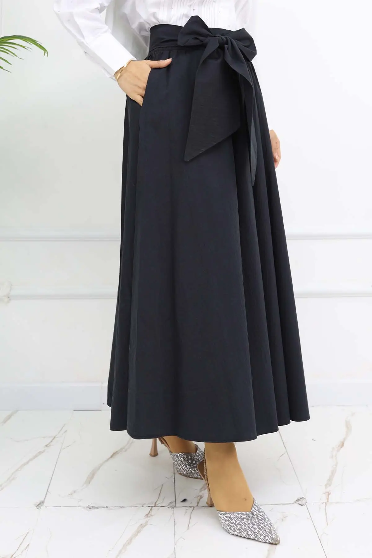 Flared Skirt With Bow Detail-detail