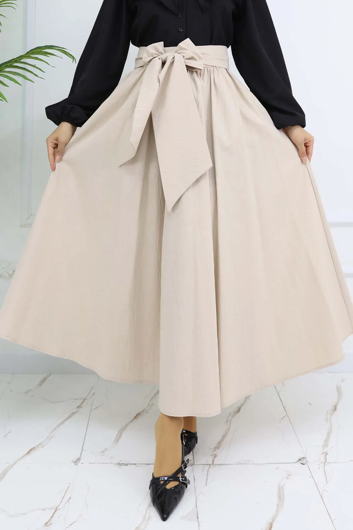 Flared Skirt With Bow Detail-detail