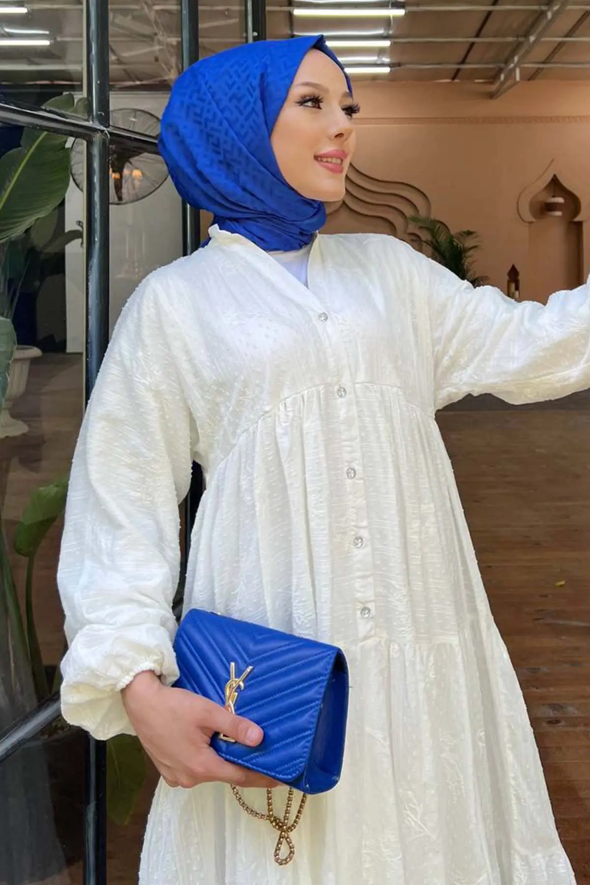 Floral Embossed Patterned Dress-detail