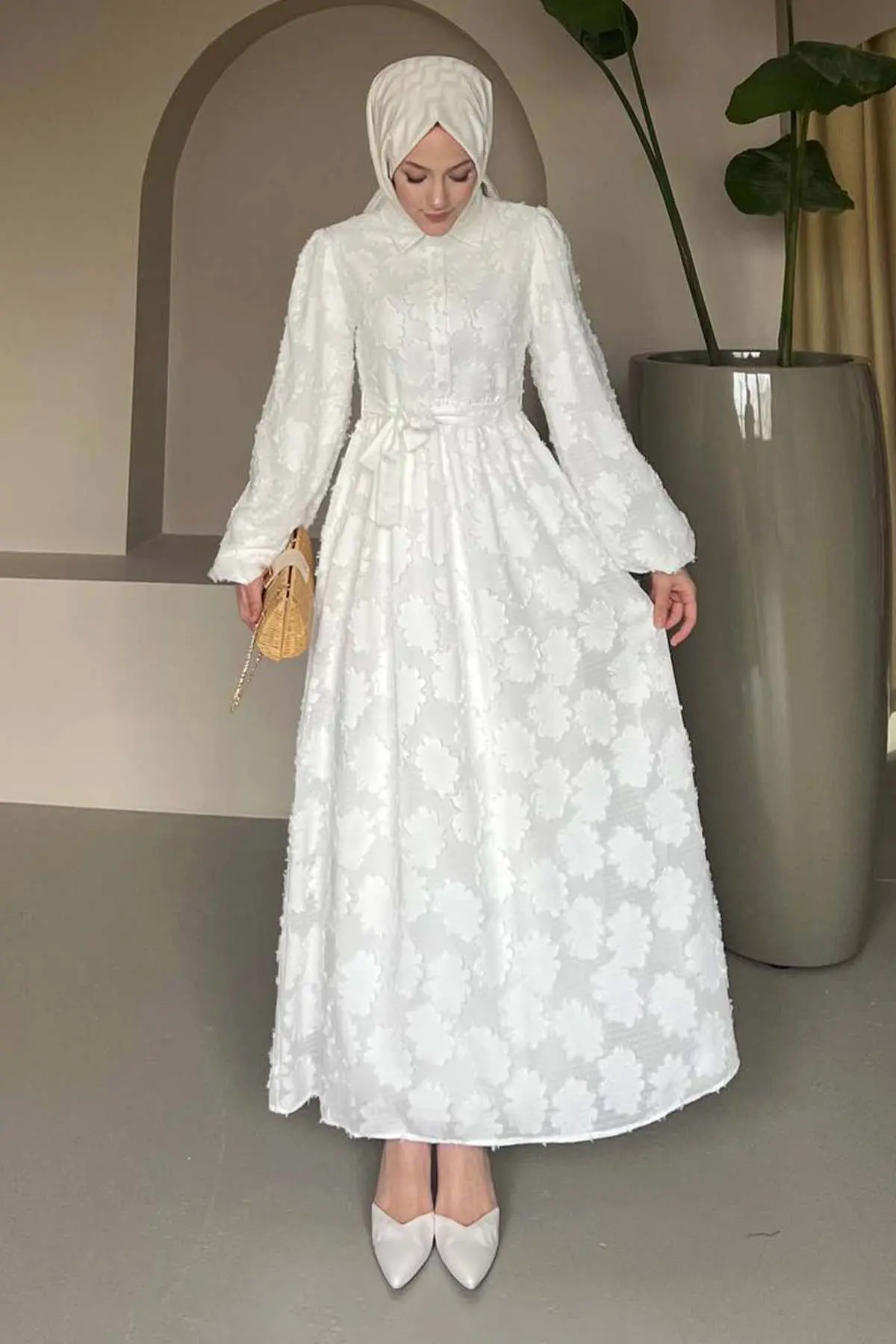 Floral Patterned Cut Chiffon Dress-detail