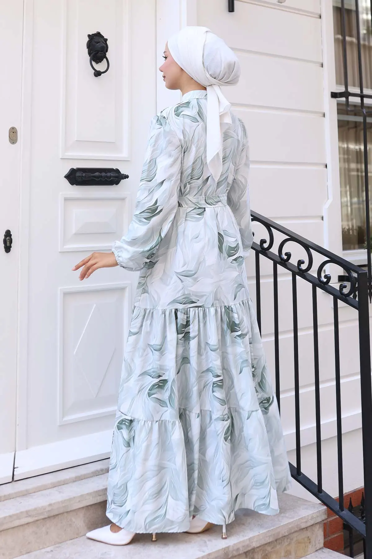 Floral Patterned Dress-detail