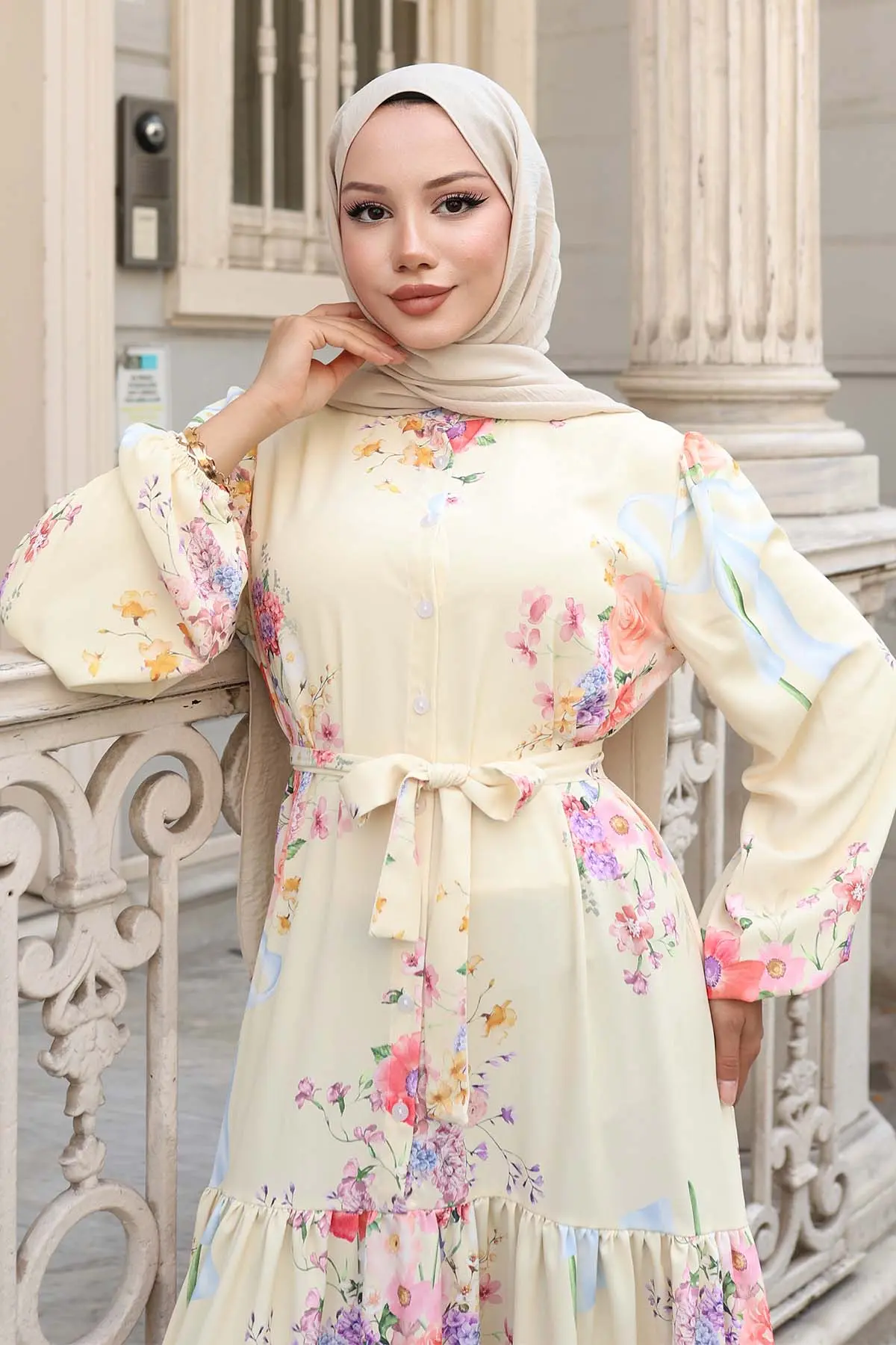 Floral Patterned Dress-detail