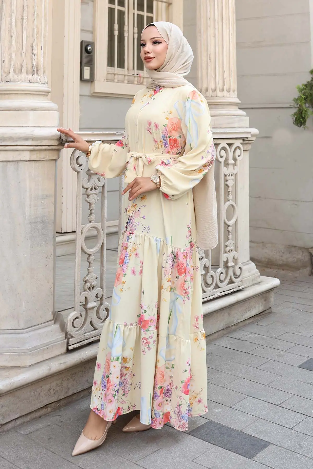 Floral Patterned Dress-detail