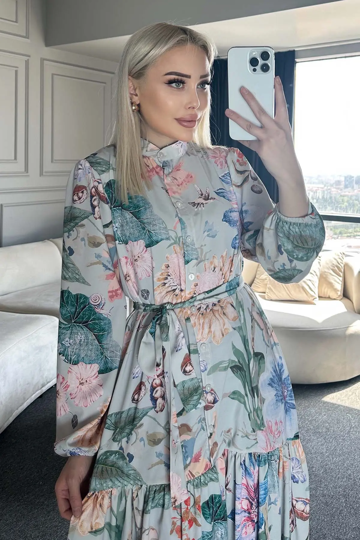 Floral Patterned Dress-detail