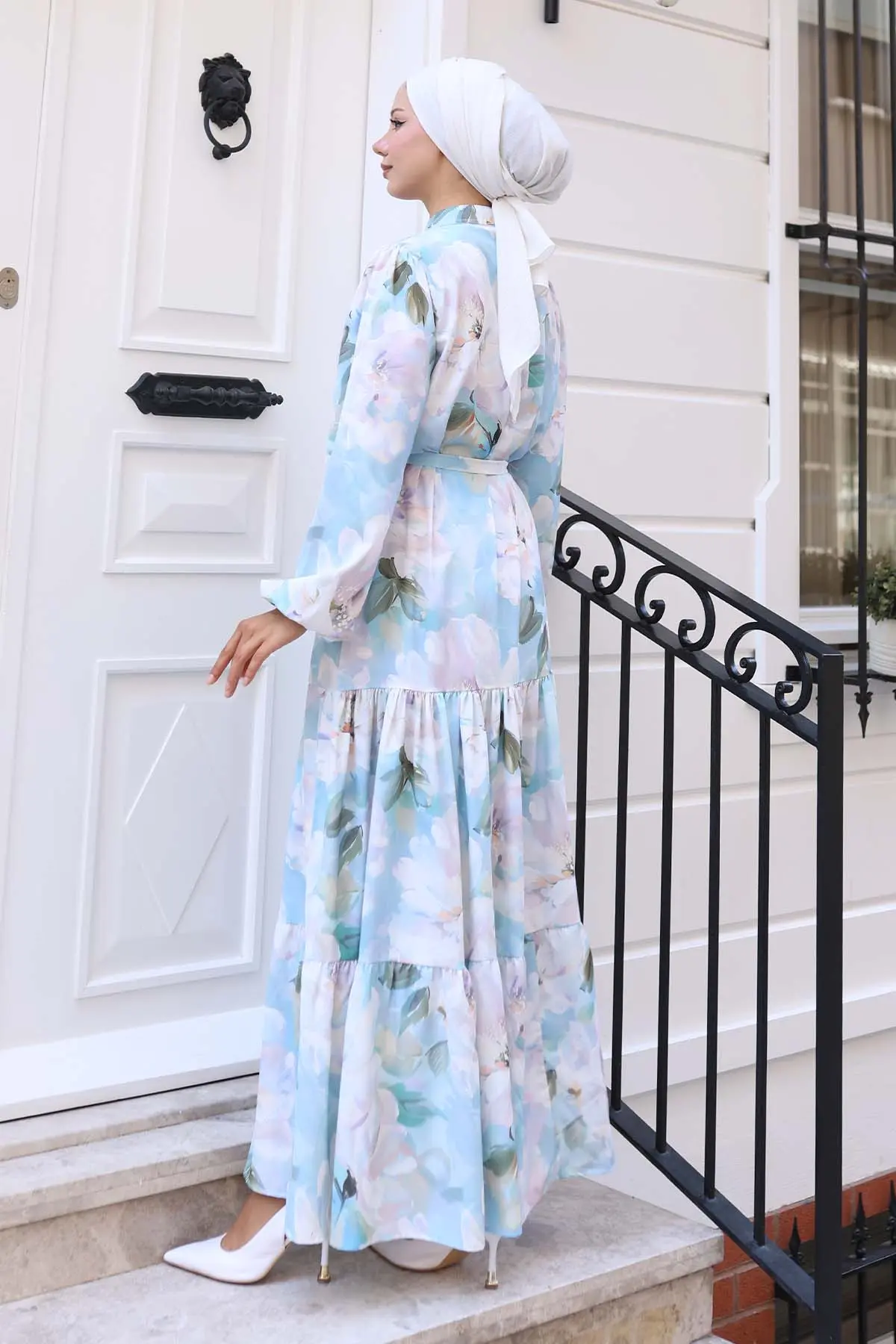 Floral Patterned Dress-detail