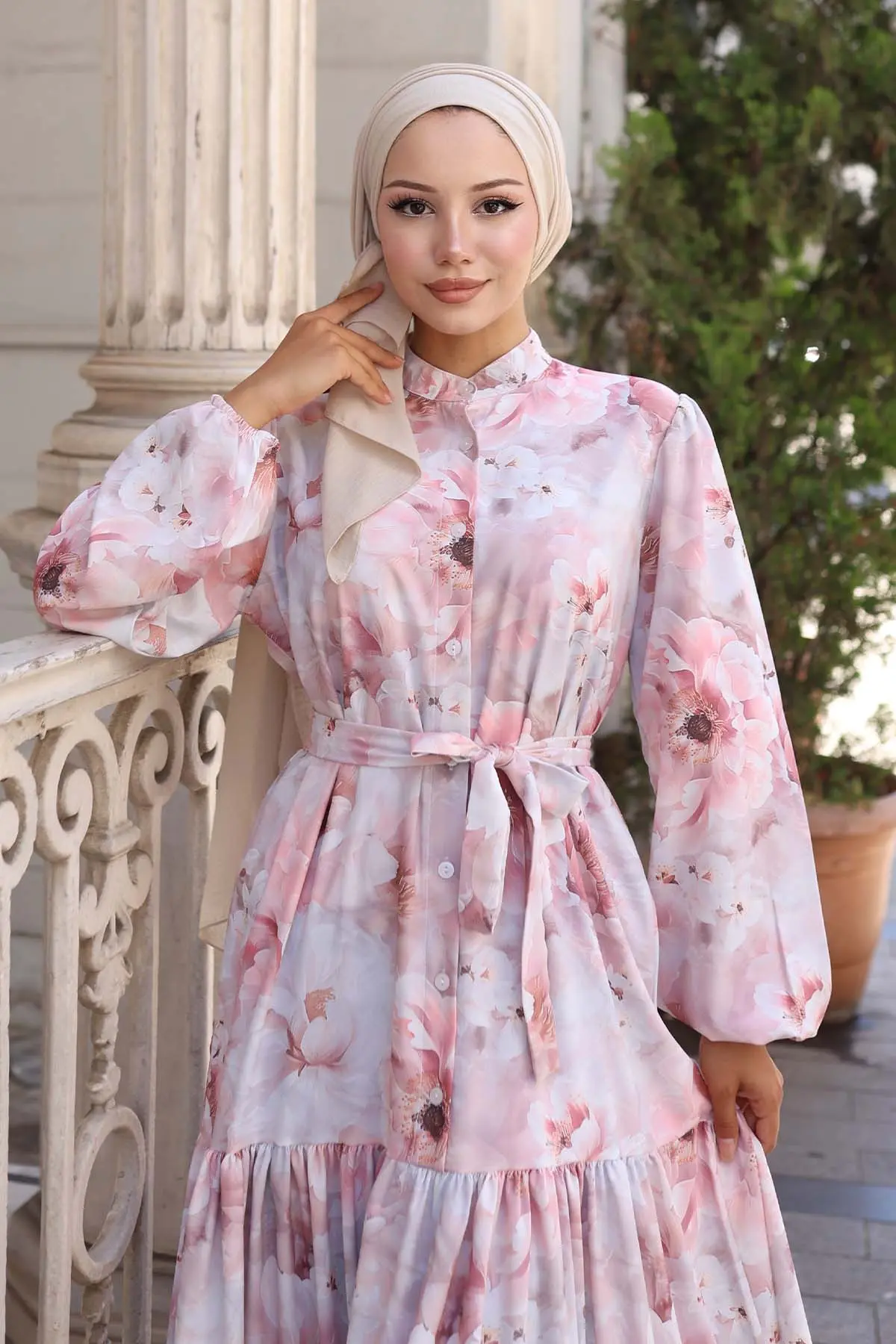 Floral Patterned Dress-detail