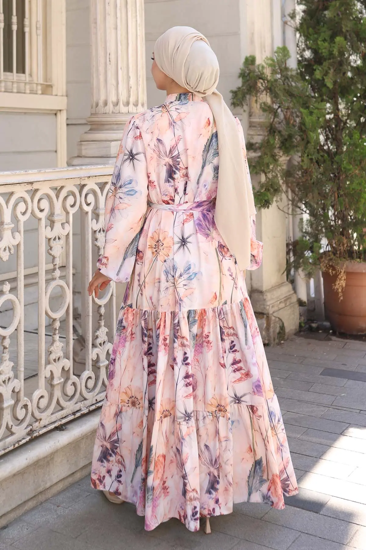 Floral Patterned Dress-detail