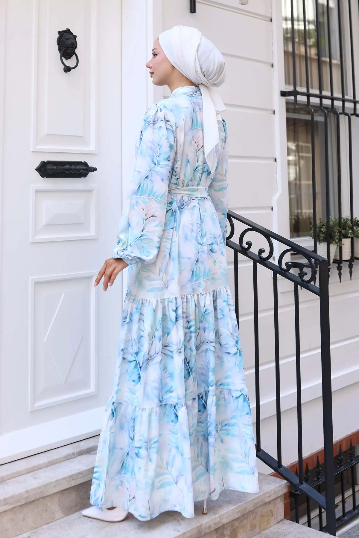 Floral Patterned Dress-detail