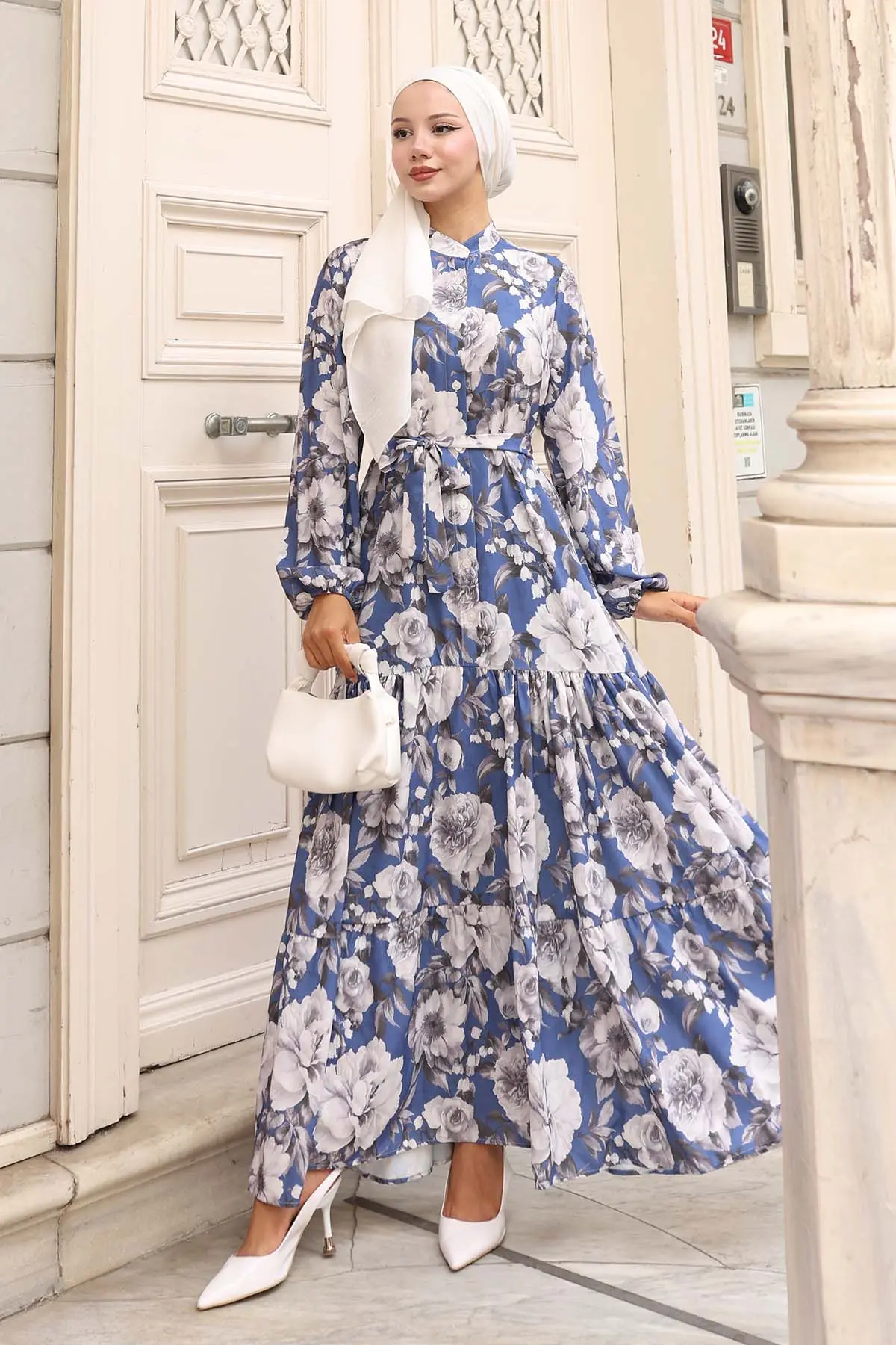 Floral Patterned Dress-detail