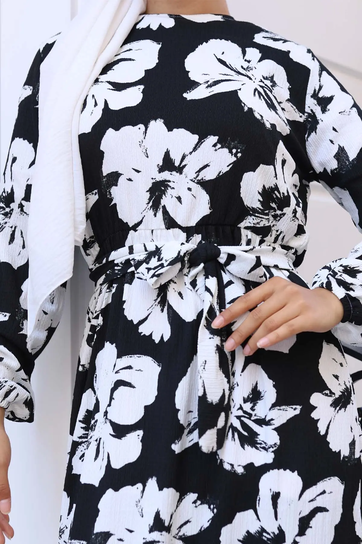 Floral Patterned Hijab Dress-detail