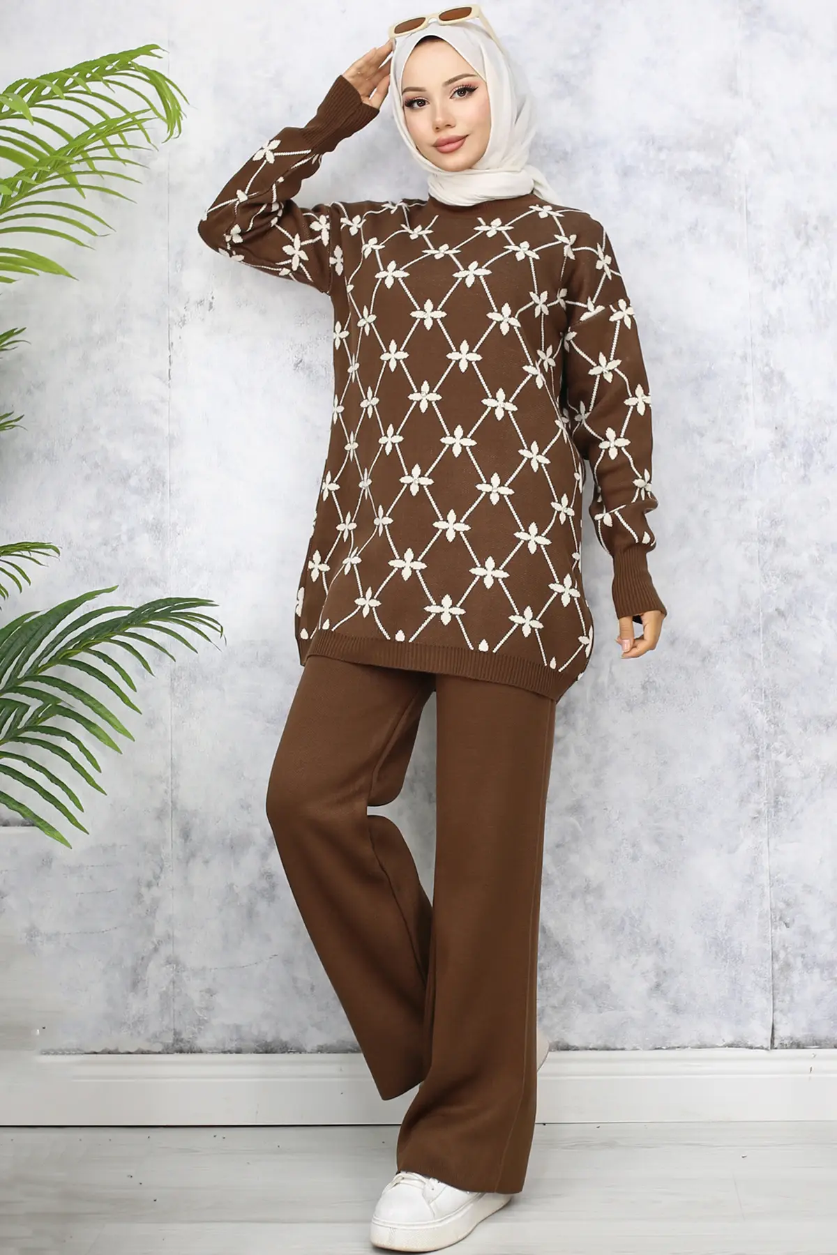 Flower Patterned Stone Knitwear Suit