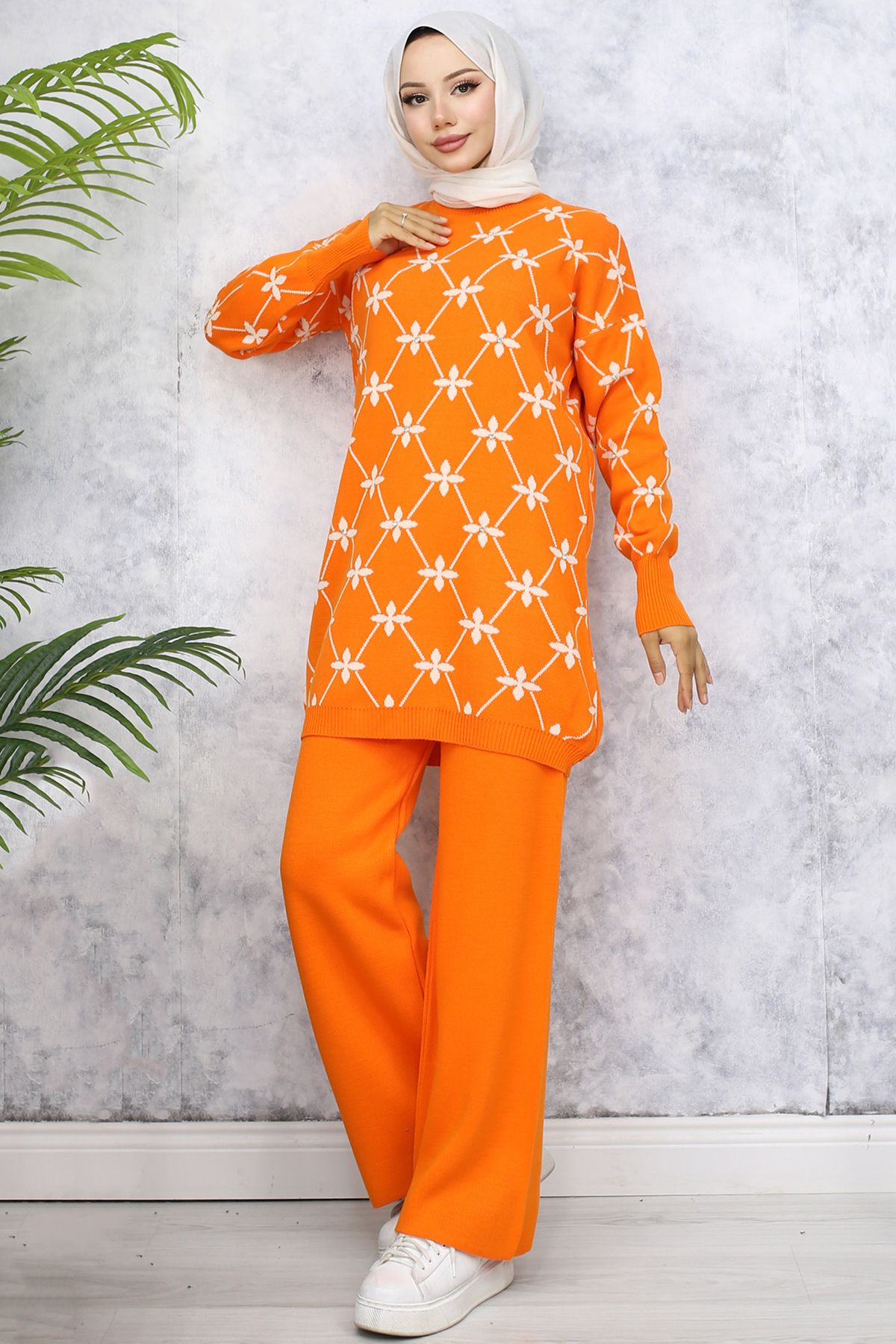 Flower Patterned Stone Knitwear Suit