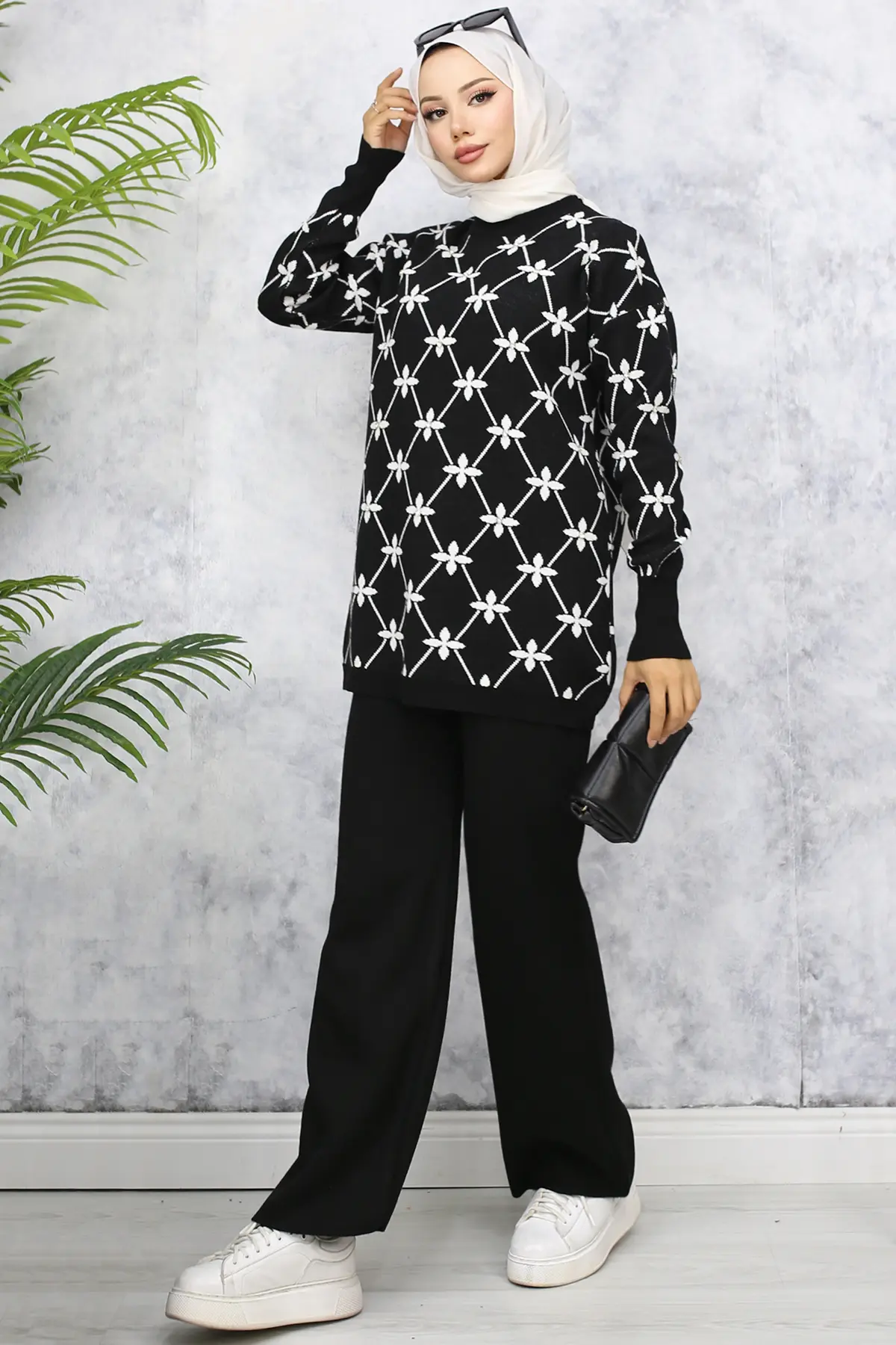 Flower Patterned Stone Knitwear Suit-detail