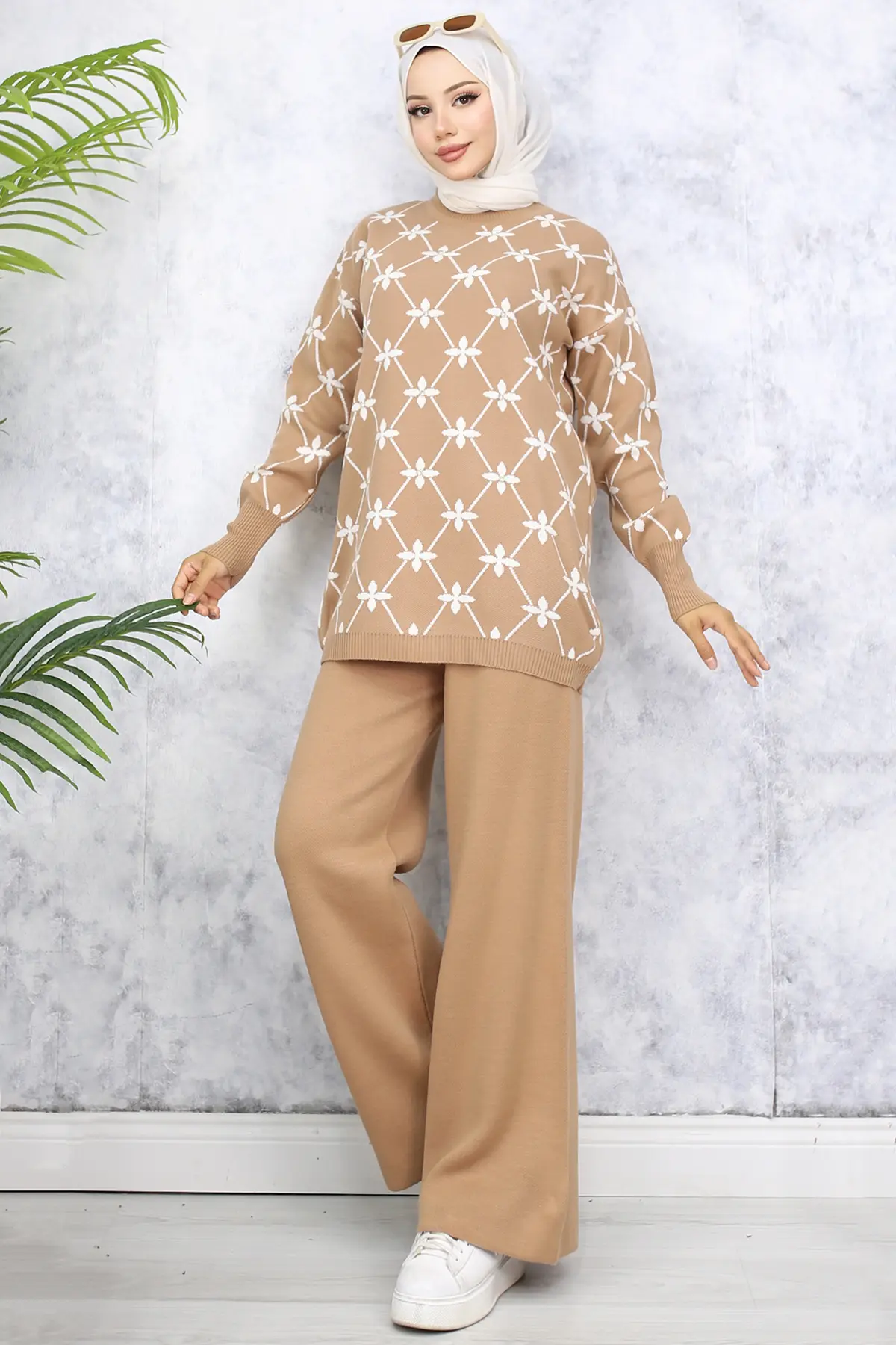 Flower Patterned Stone Knitwear Suit-detail