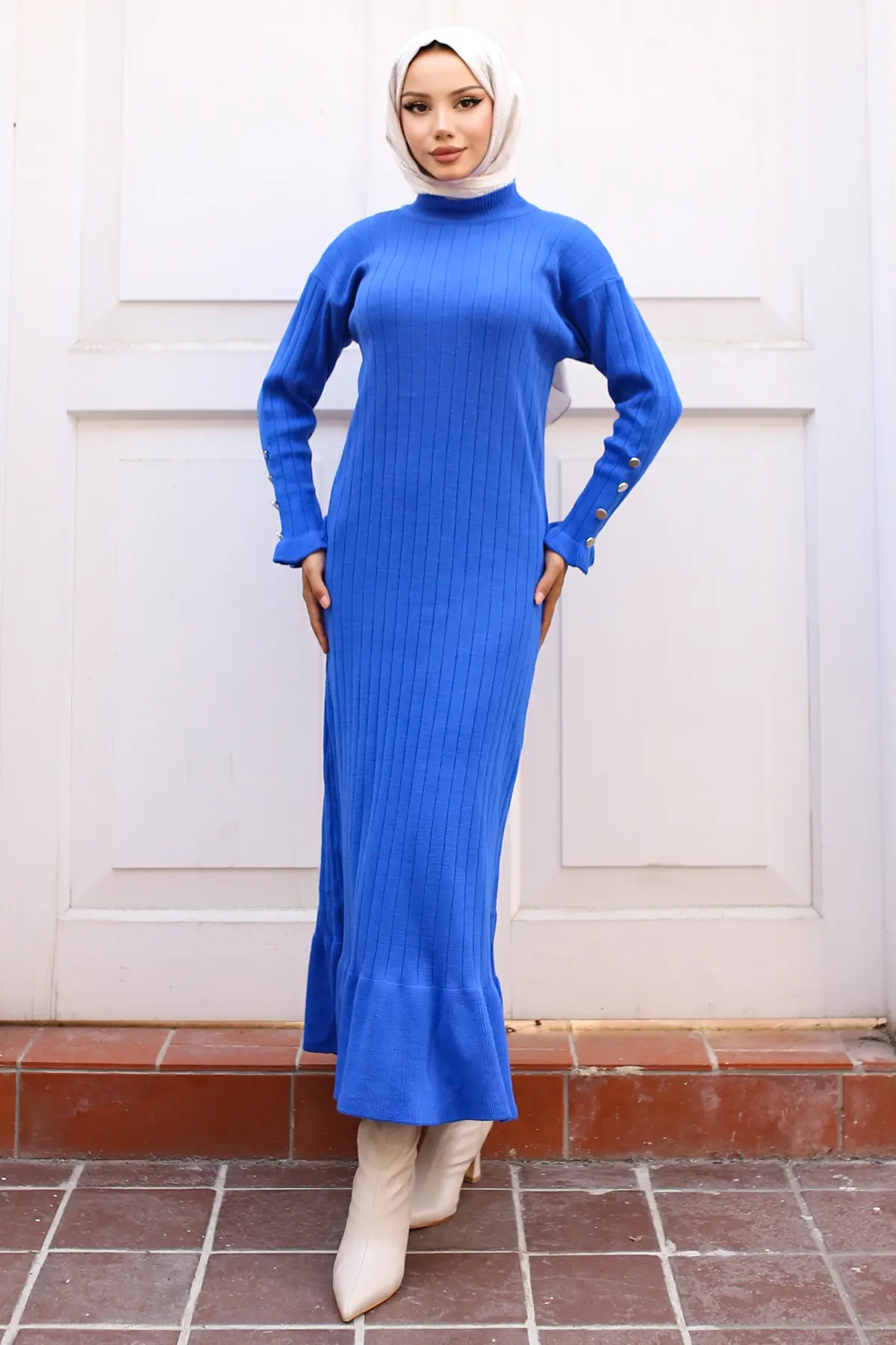 Frilly Knitwear Dress-detail